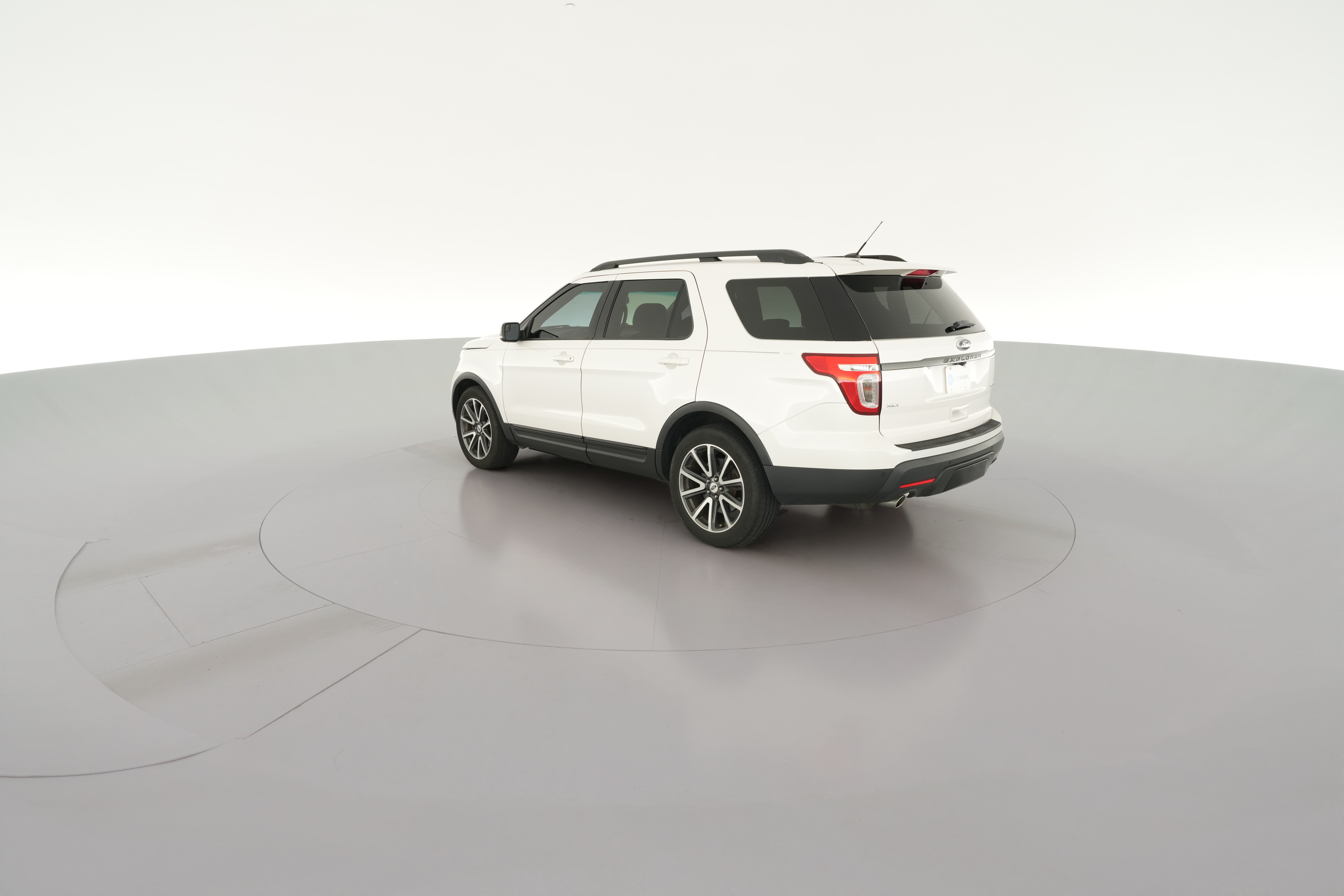 2015 Ford Explorer XLT - Photo 29