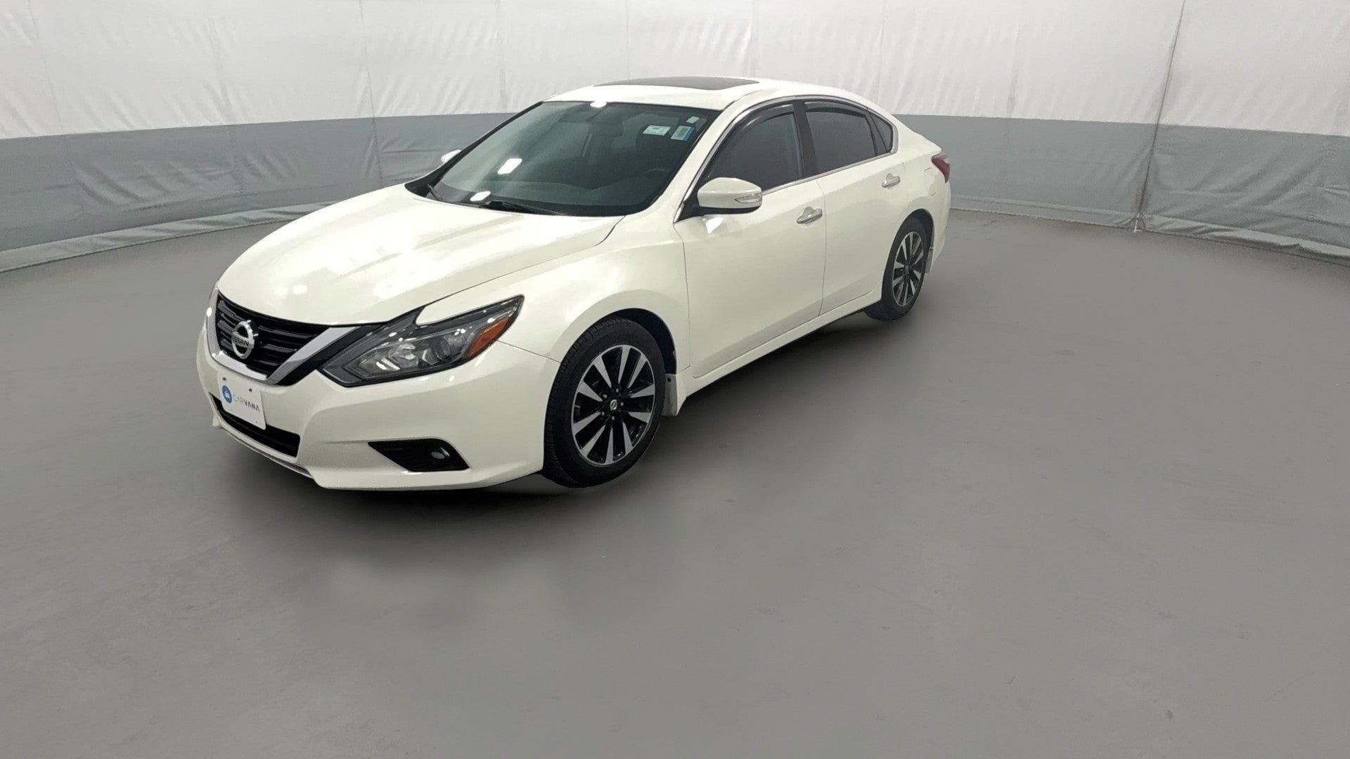 2017 Nissan Altima vehicle photo