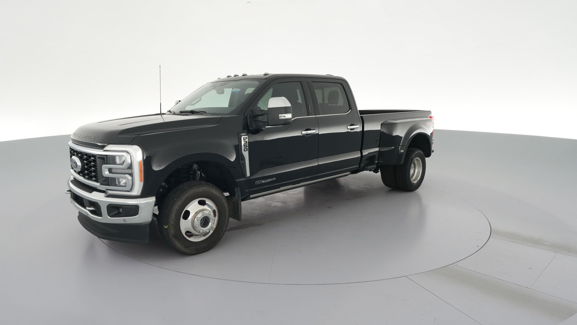 2023 Ford F350 Super Duty Crew Cab vehicle photo