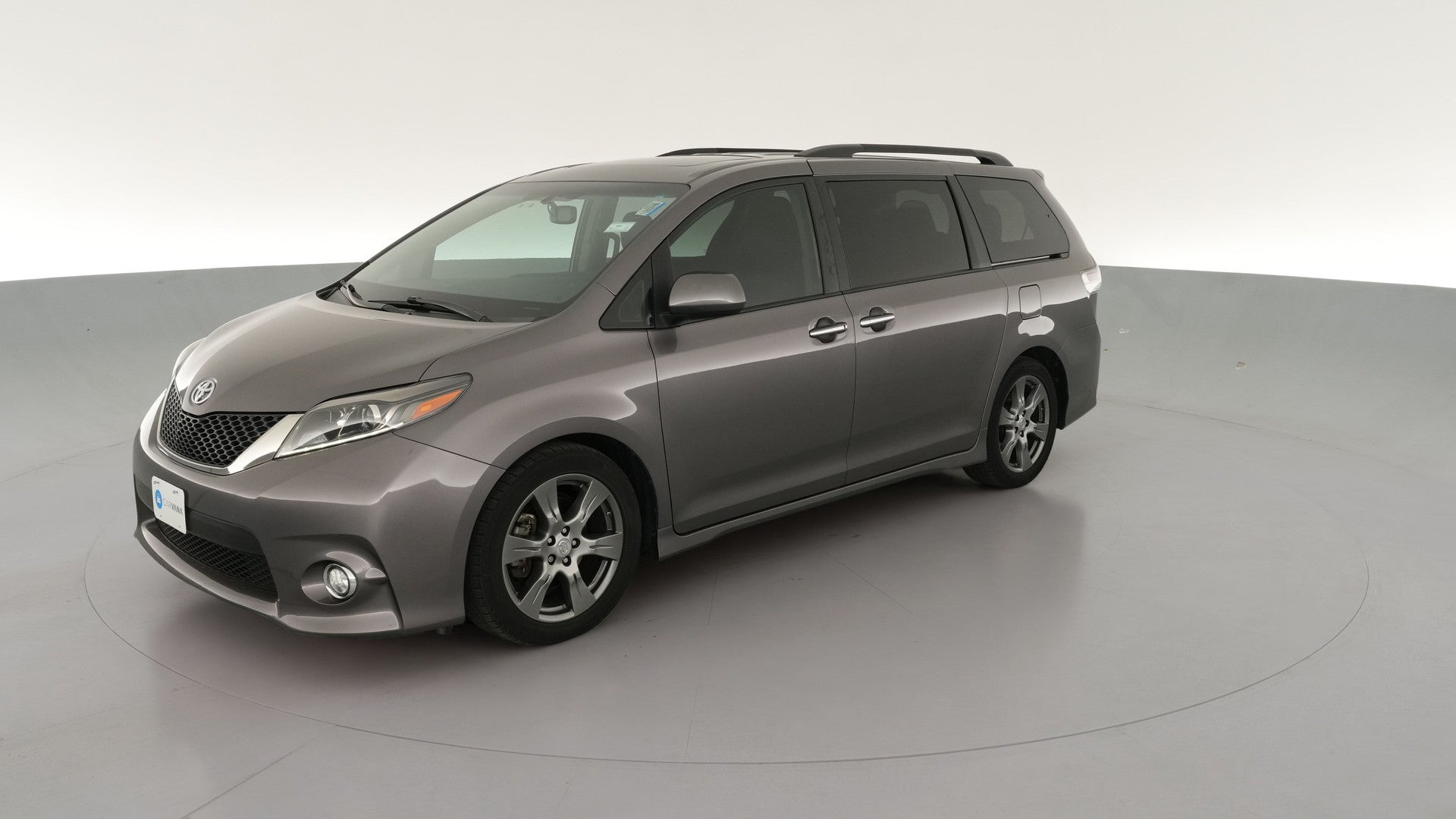 2017 Toyota Sienna vehicle photo