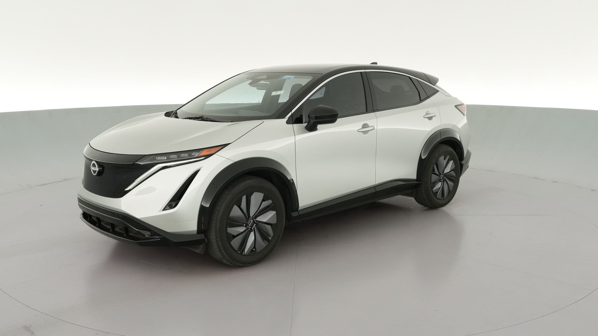 2023 Nissan ARIYA vehicle photo