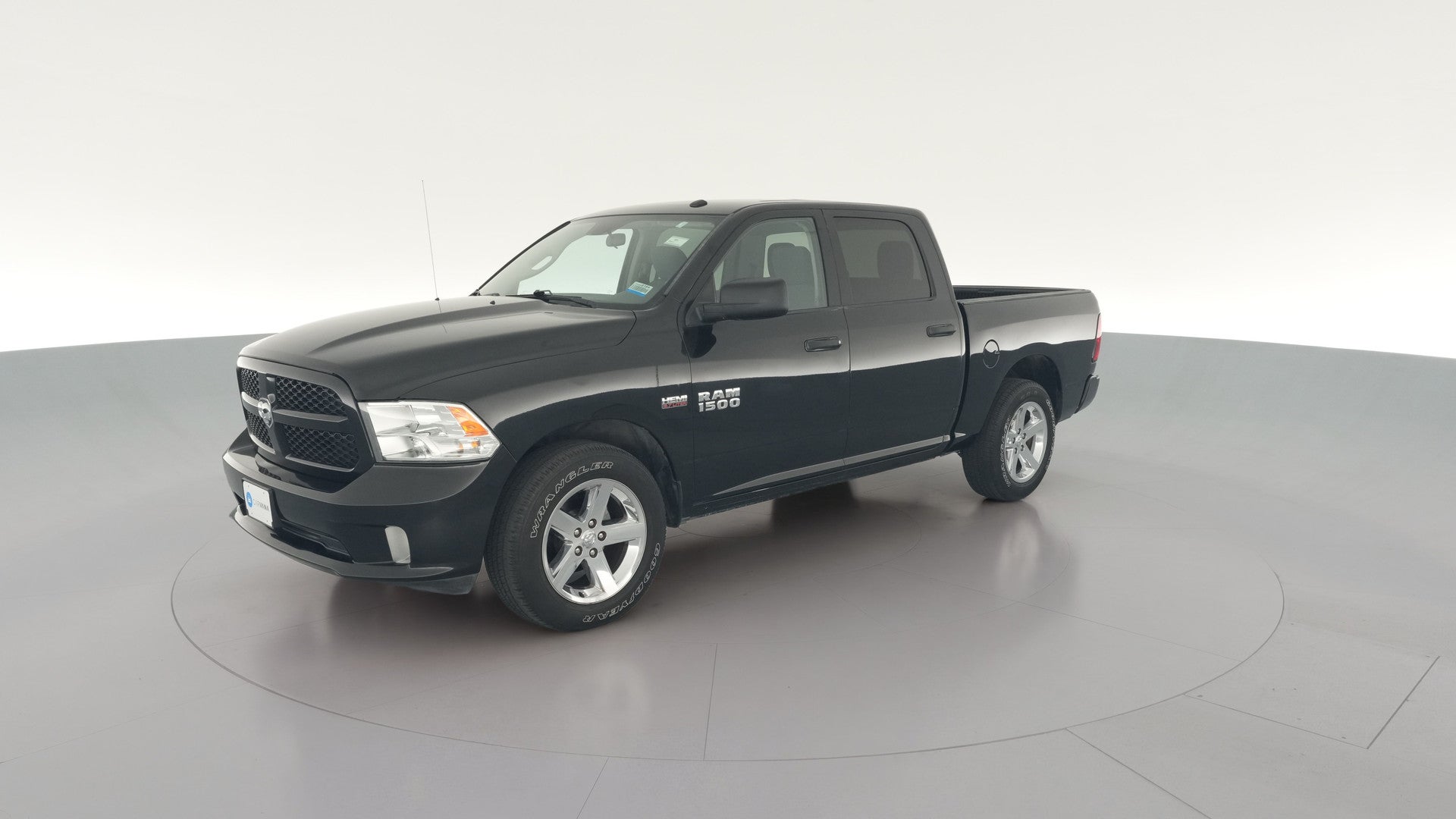 2017 Ram 1500 Crew Cab vehicle photo