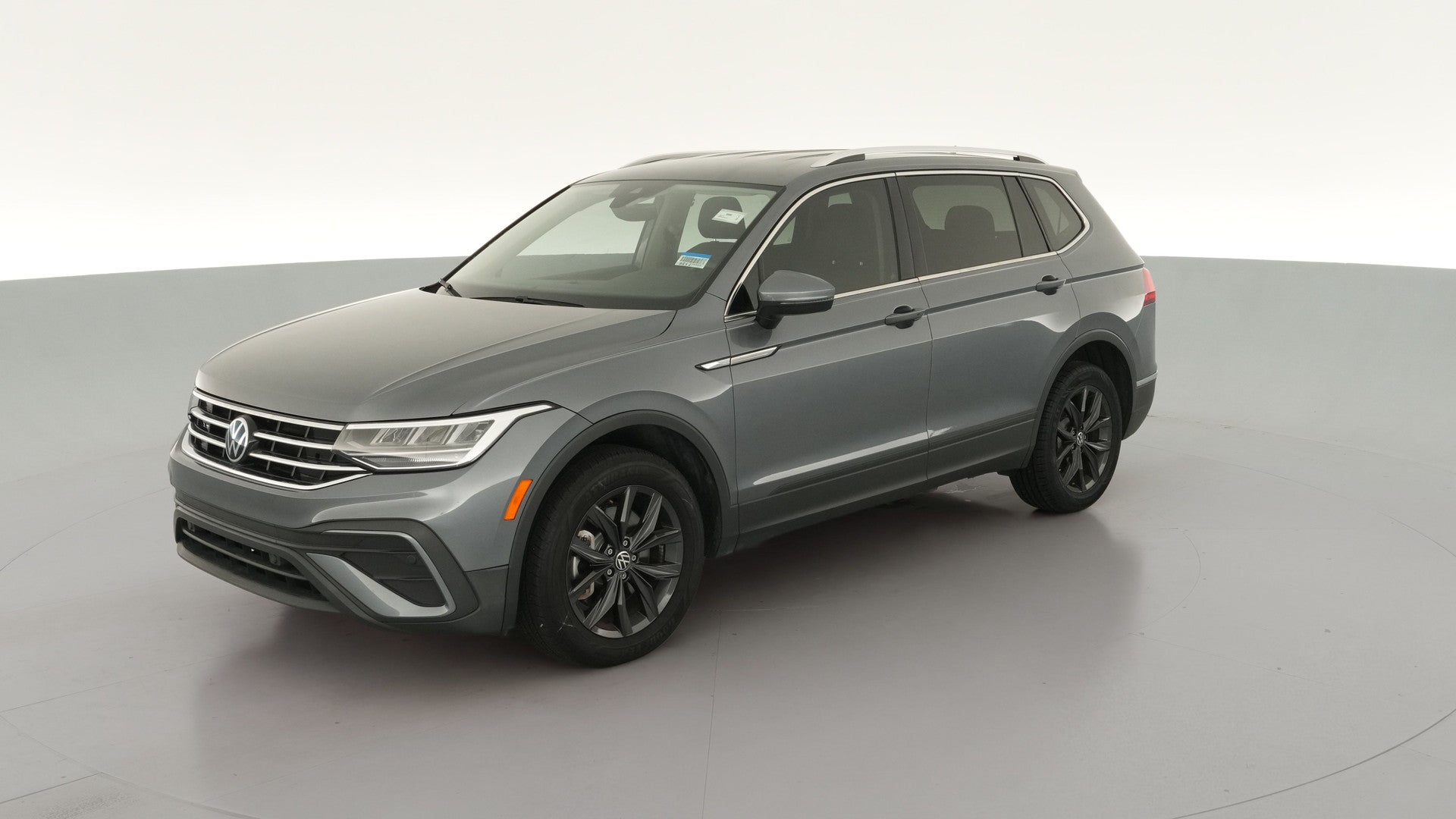 2024 Volkswagen Tiguan vehicle photo