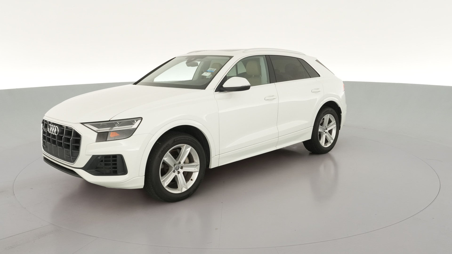 2019 Audi Q8 vehicle photo
