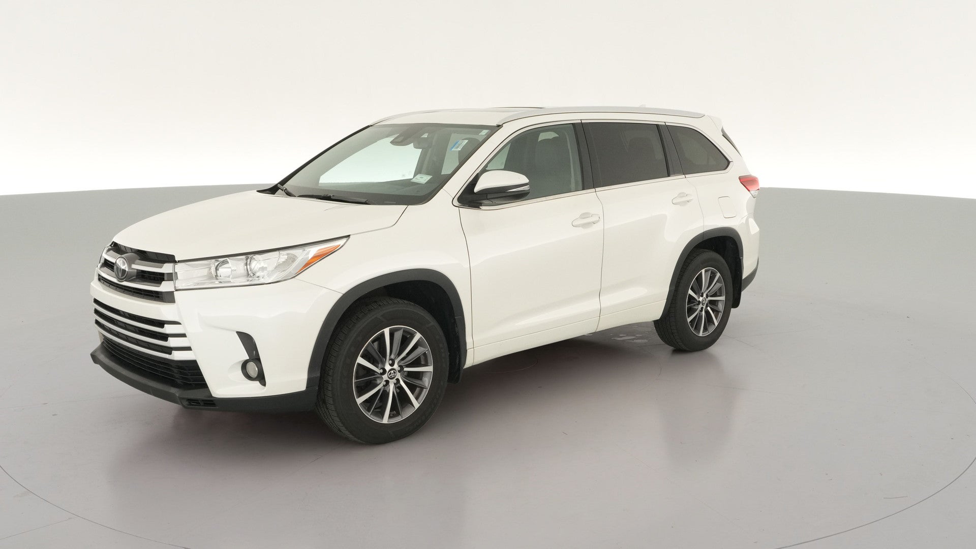 2018 Toyota Highlander vehicle photo
