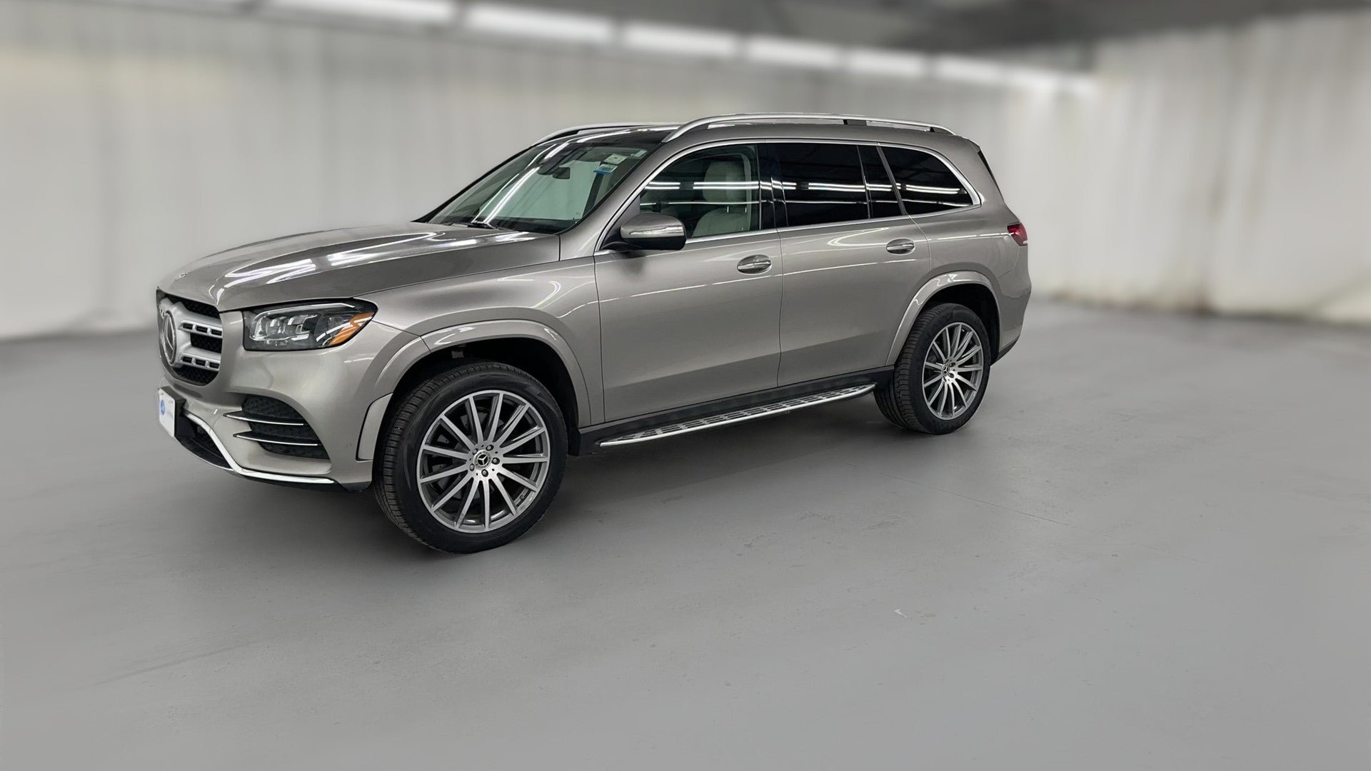 2021 Mercedes-Benz GLS vehicle photo
