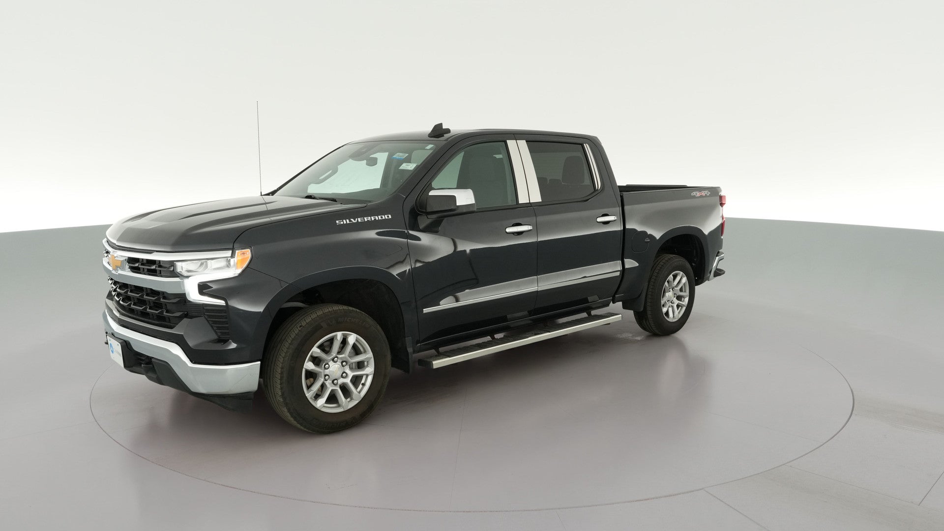 2022 Chevrolet Silverado 1500 Crew Cab vehicle photo