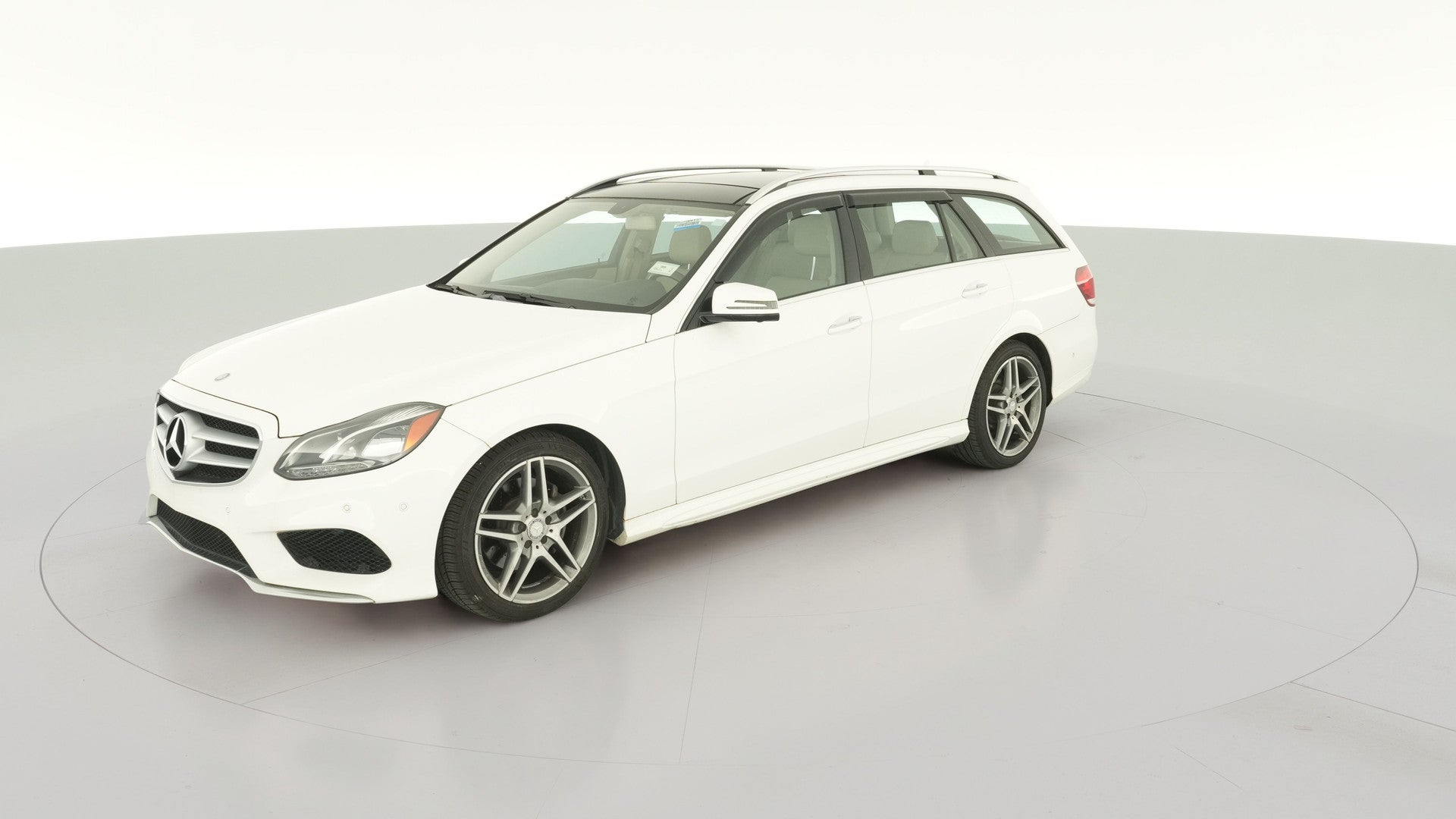 2015 Mercedes-Benz E-Class vehicle photo