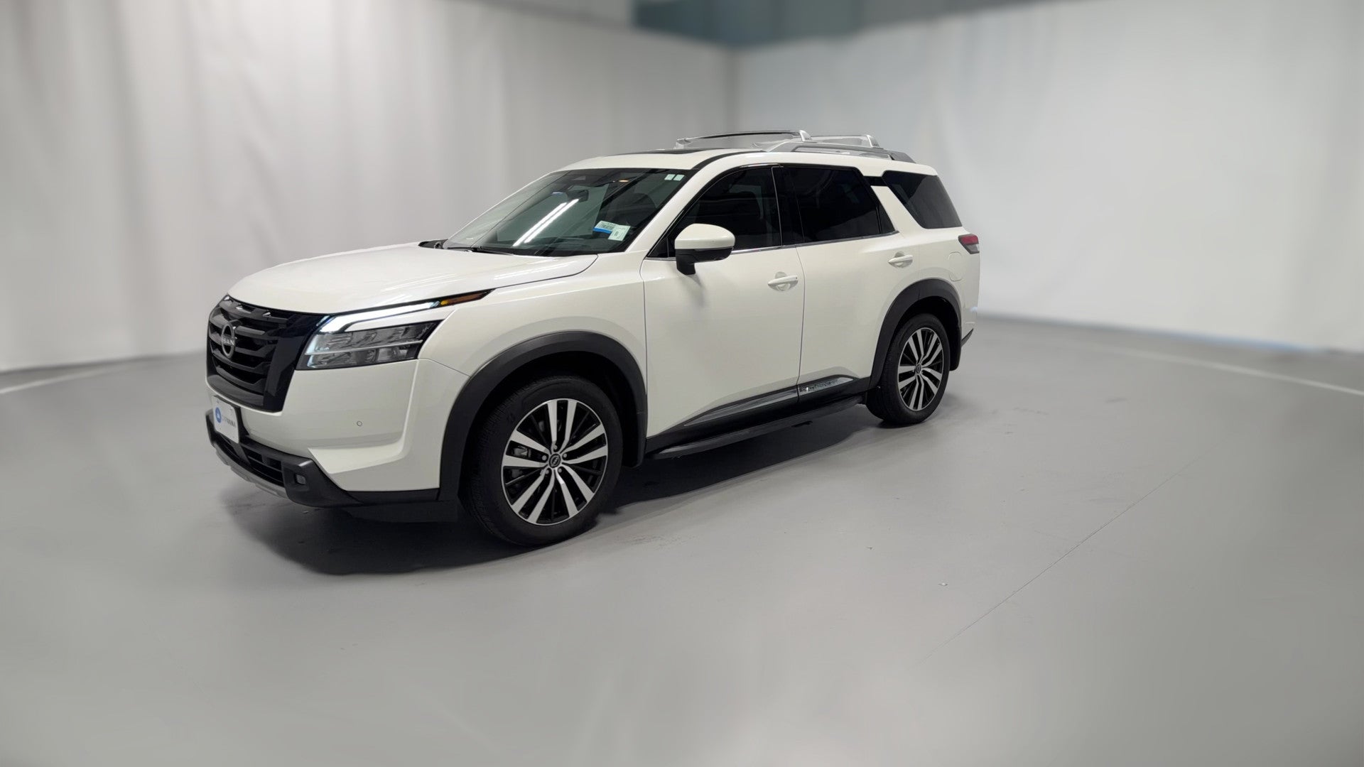 2023 Nissan Pathfinder vehicle photo
