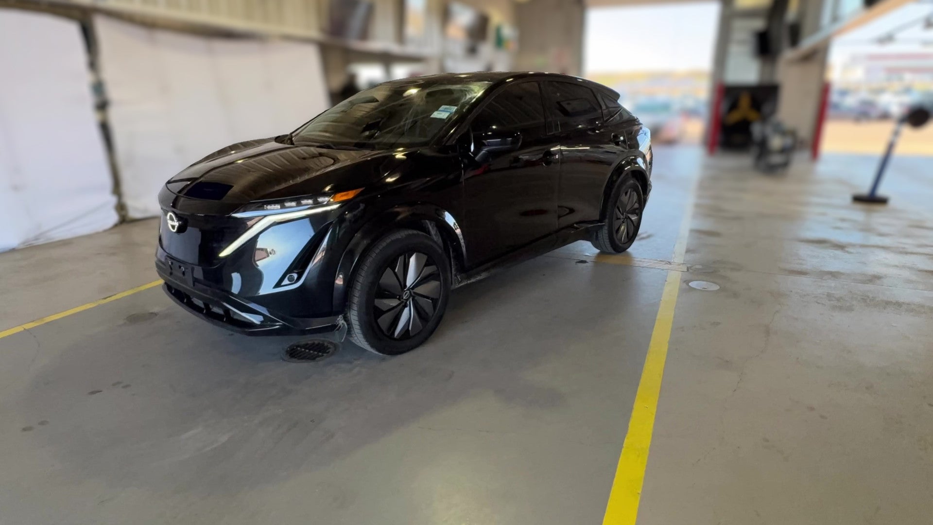 2024 Nissan ARIYA vehicle photo