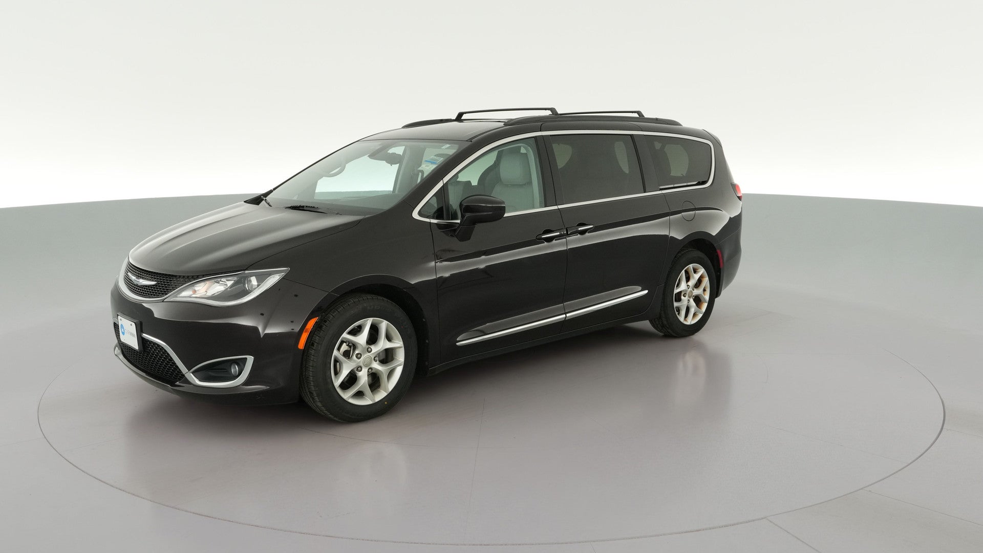 2017 Chrysler Pacifica vehicle photo