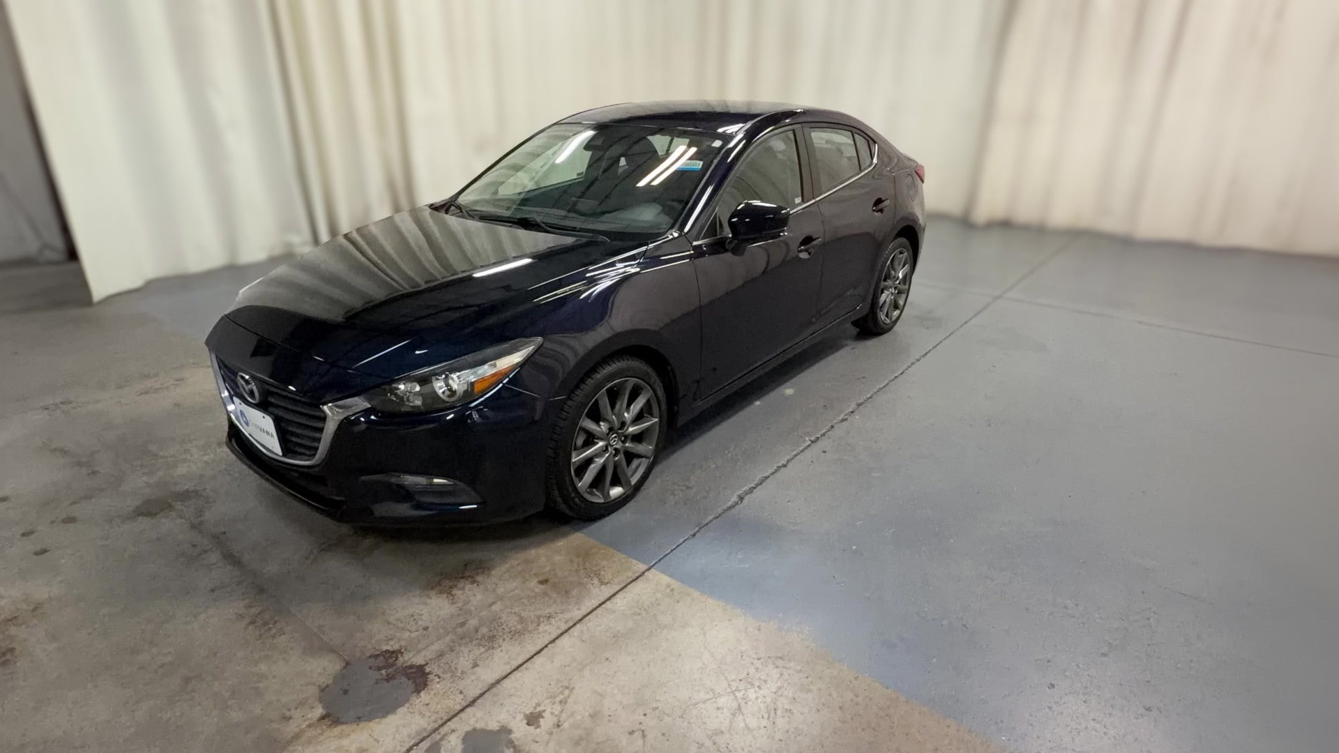 2018 MAZDA MAZDA3 vehicle photo
