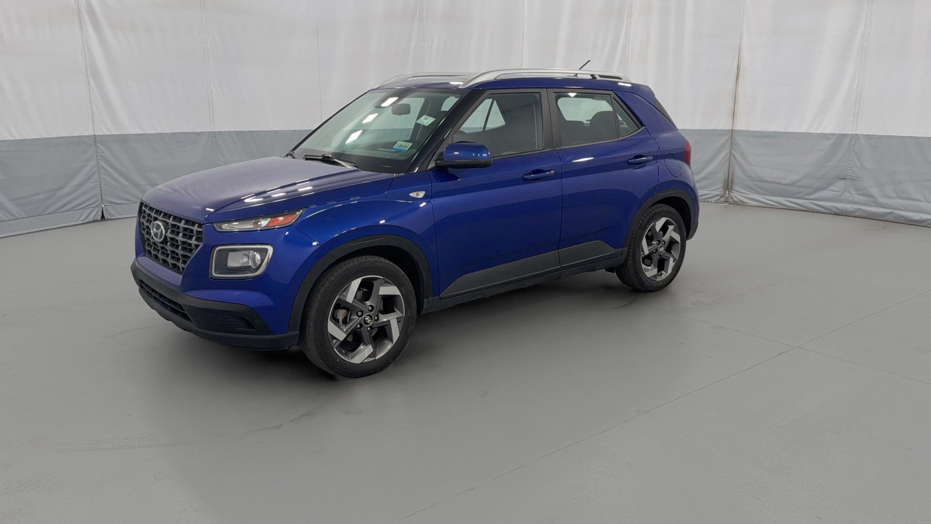 2024 Hyundai Venue vehicle photo