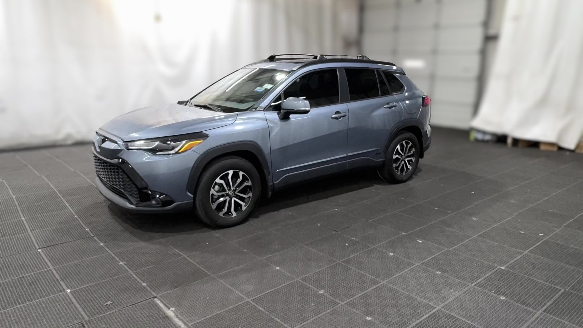 2024 Toyota Corolla Cross Hybrid vehicle photo