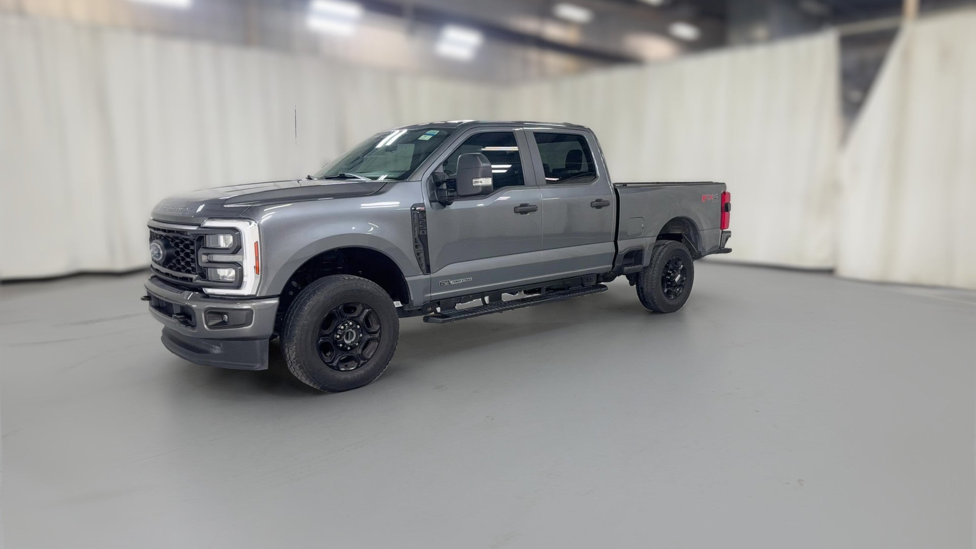 2024 Ford F250 Super Duty Crew Cab vehicle photo