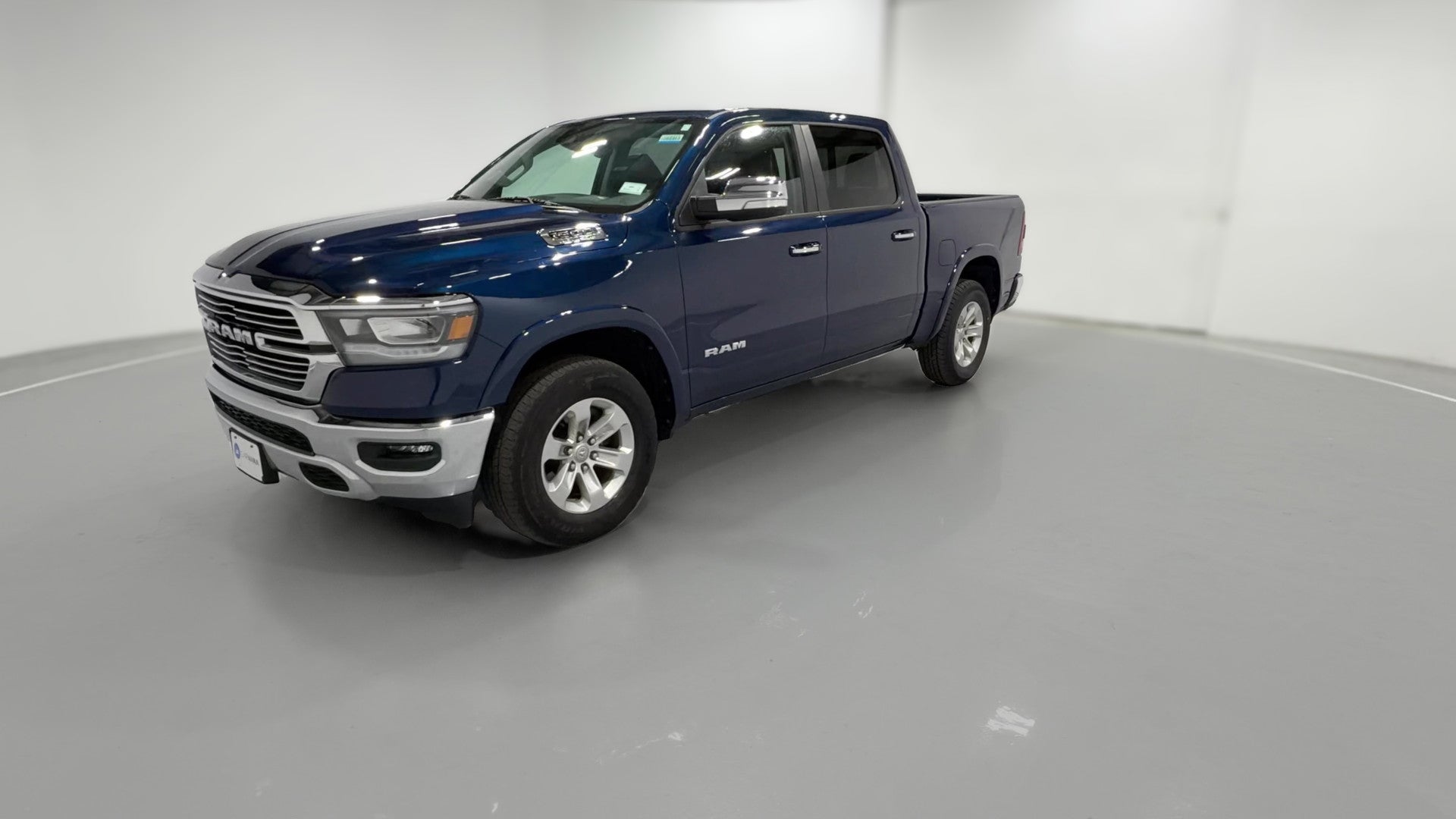 2022 Ram 1500 Crew Cab vehicle photo