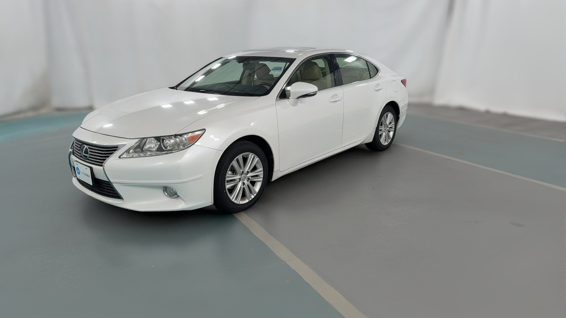 2014 Lexus ES vehicle photo