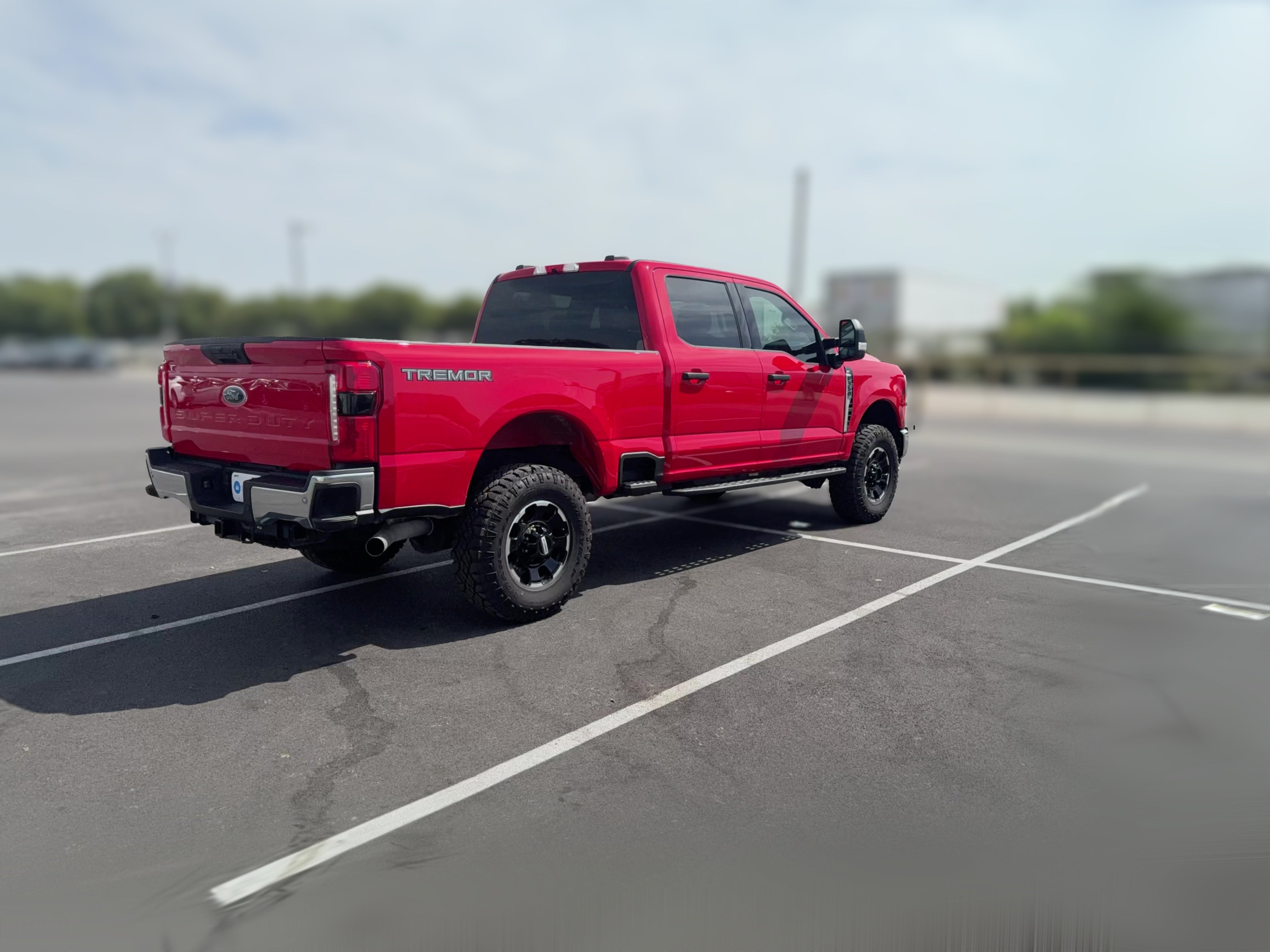 2025 Ford F-350 Super Duty XLT - Photo 32