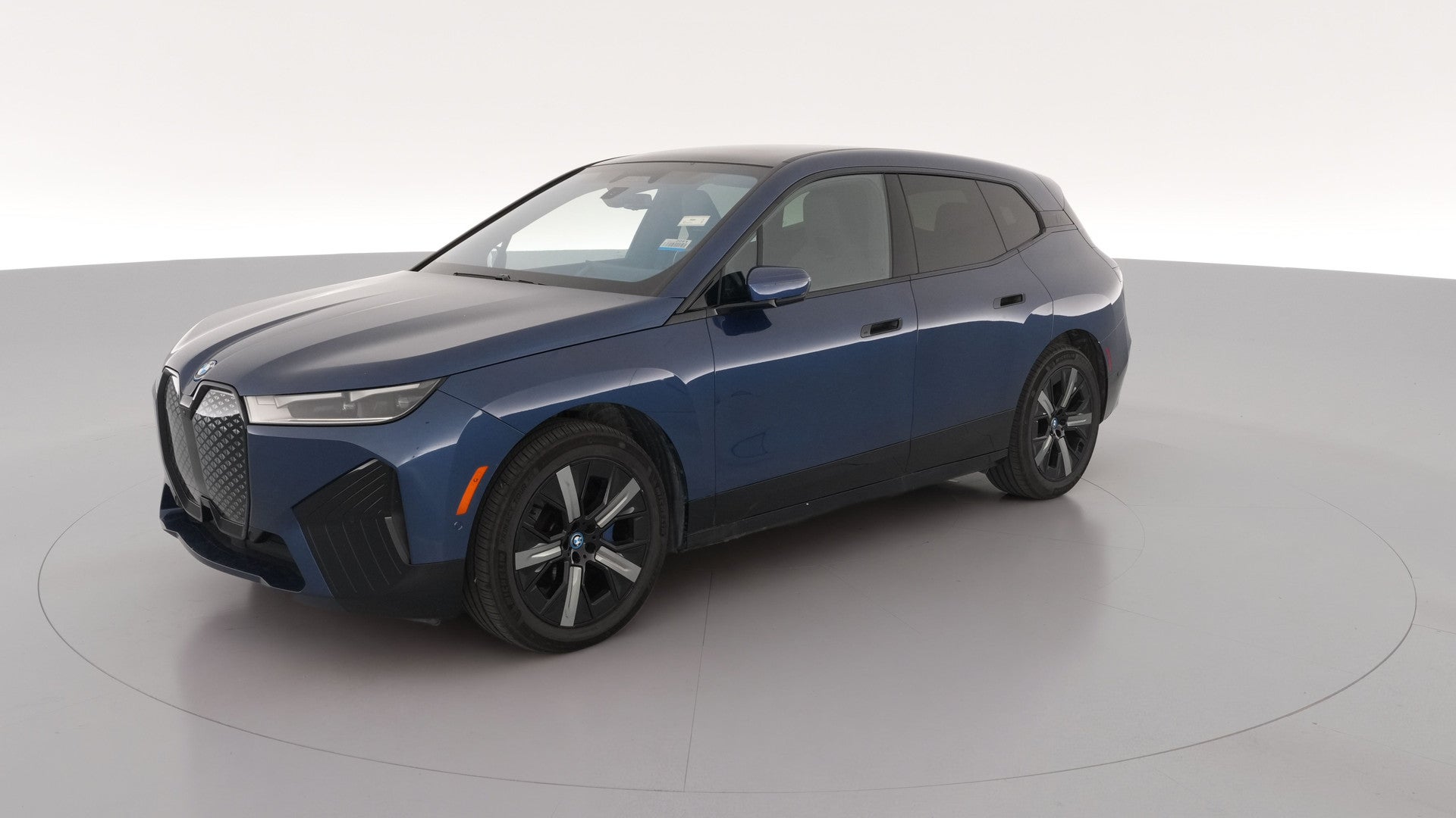 2024 BMW iX vehicle photo
