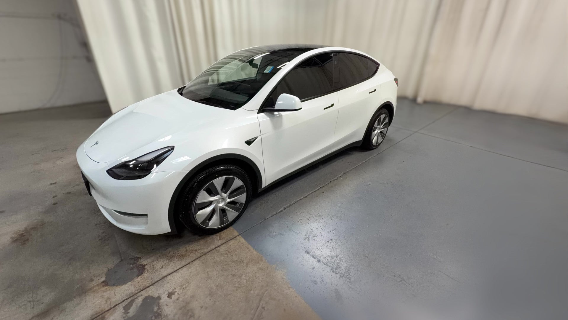 2024 Tesla Model Y vehicle photo