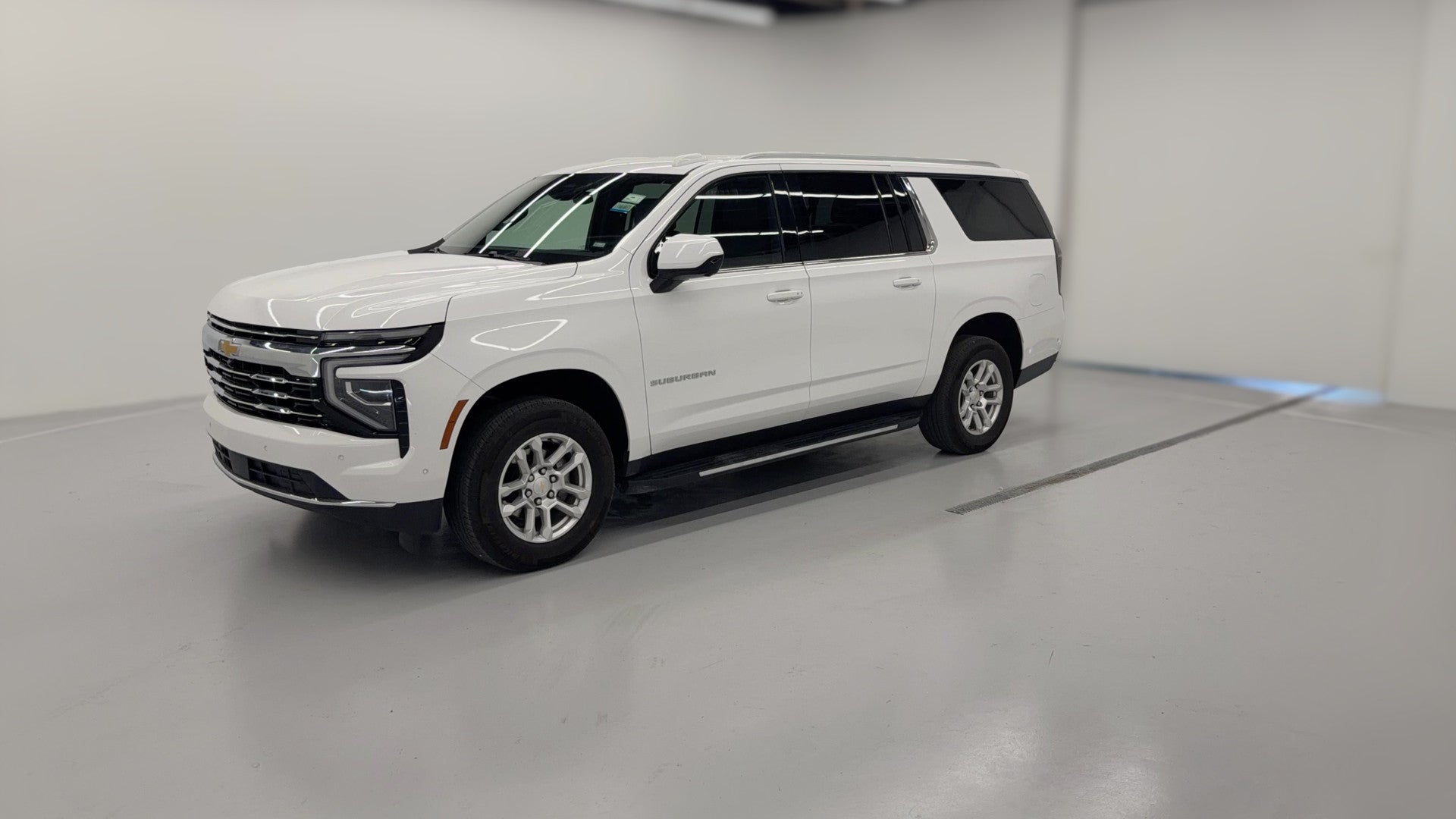 2025 Chevrolet Suburban vehicle photo