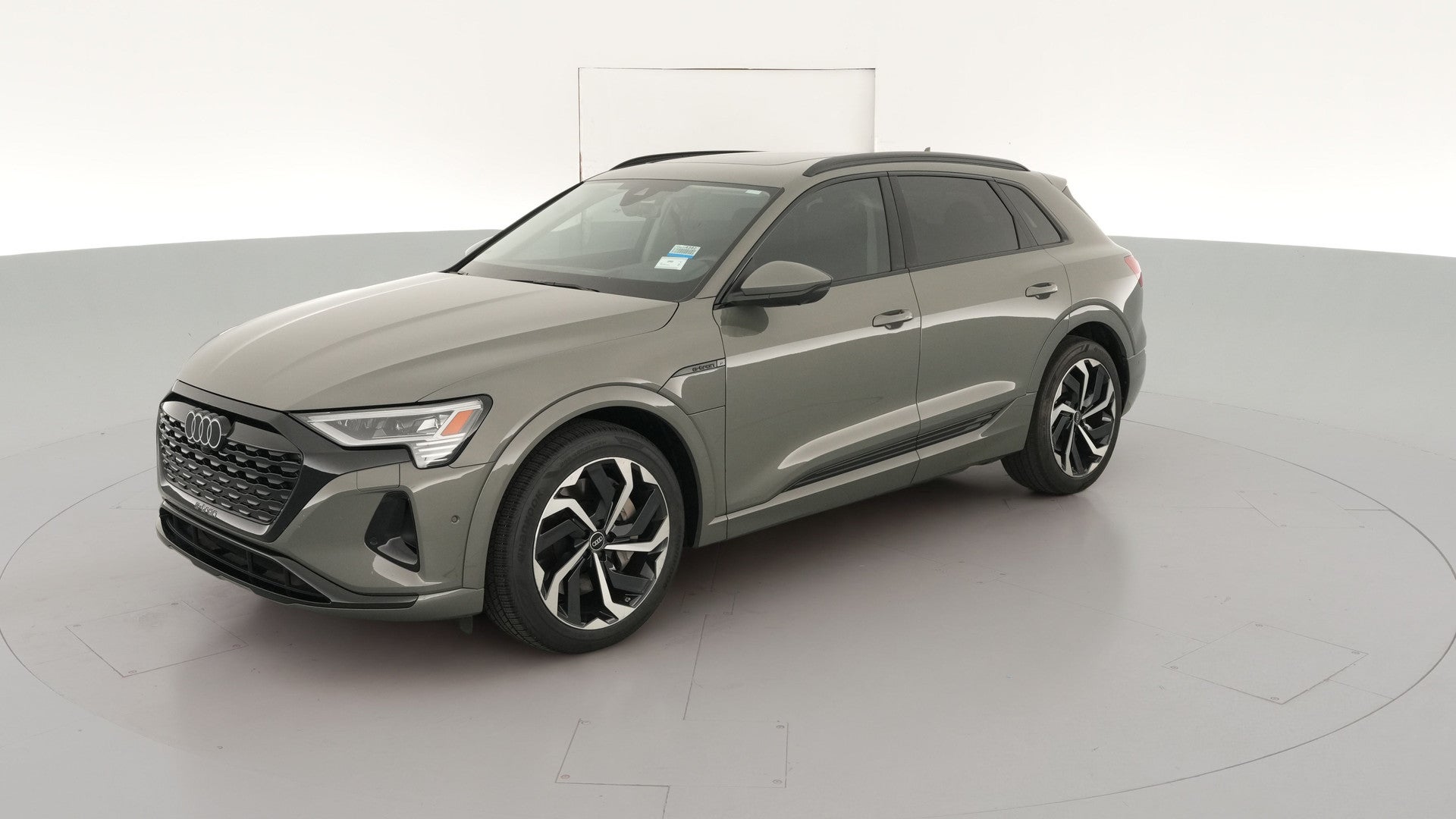2024 Audi Q8 e-tron vehicle photo