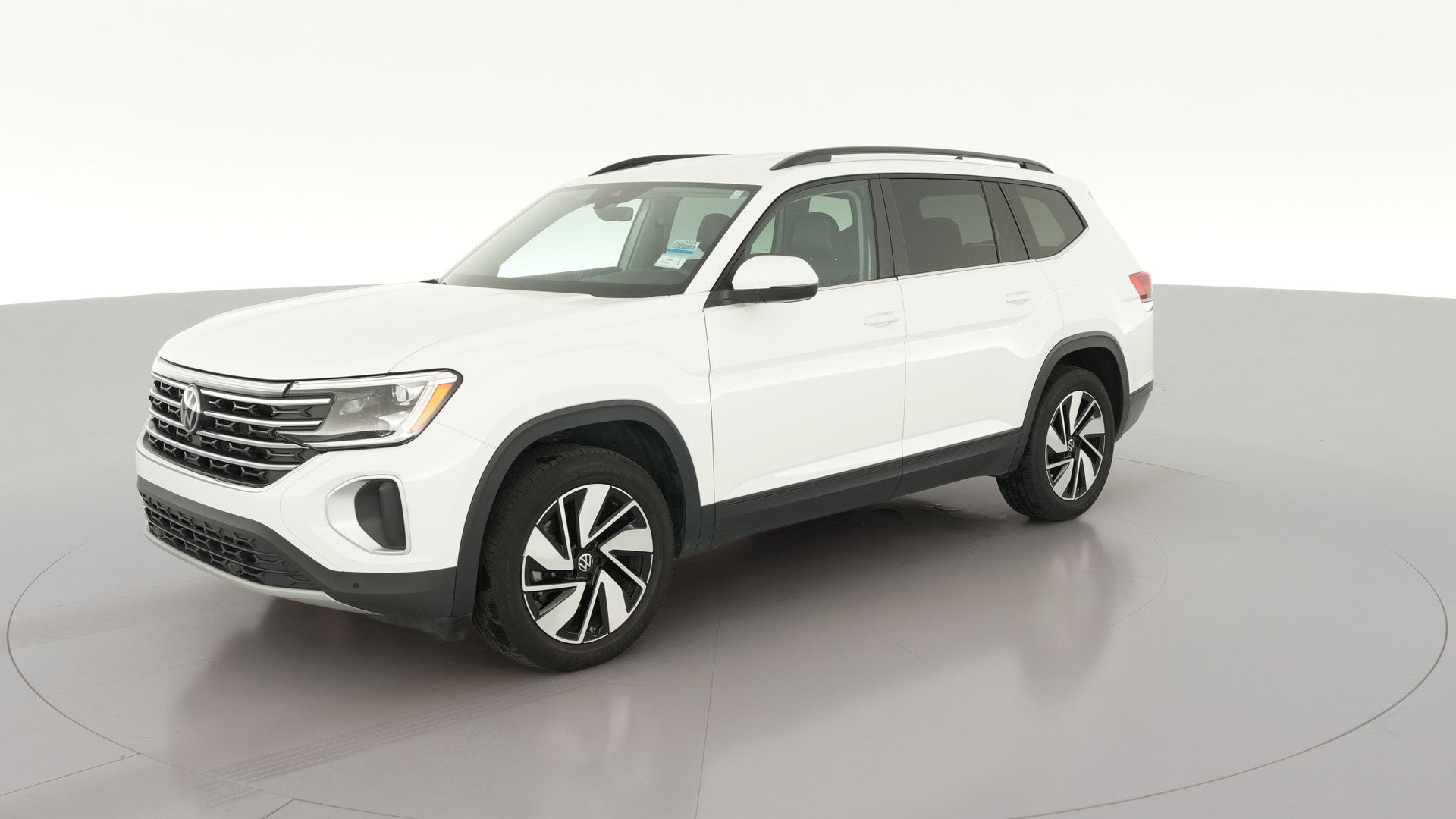 2025 Volkswagen Atlas vehicle photo