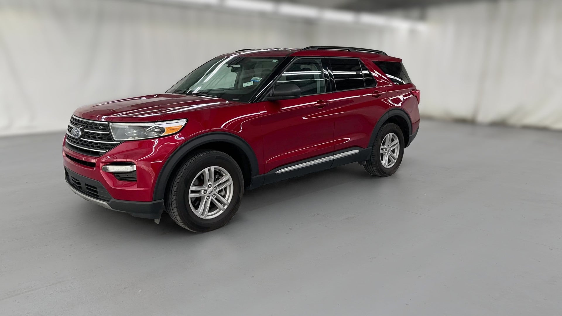 2023 Ford Explorer vehicle photo