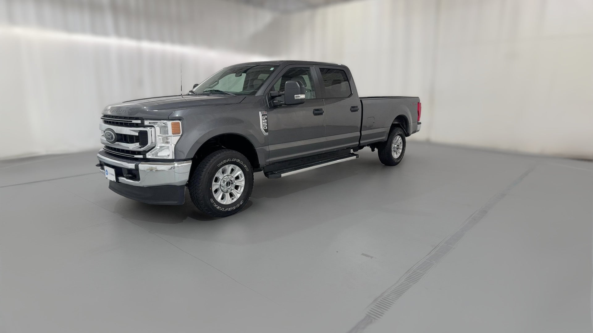 2022 Ford F250 Super Duty Crew Cab vehicle photo