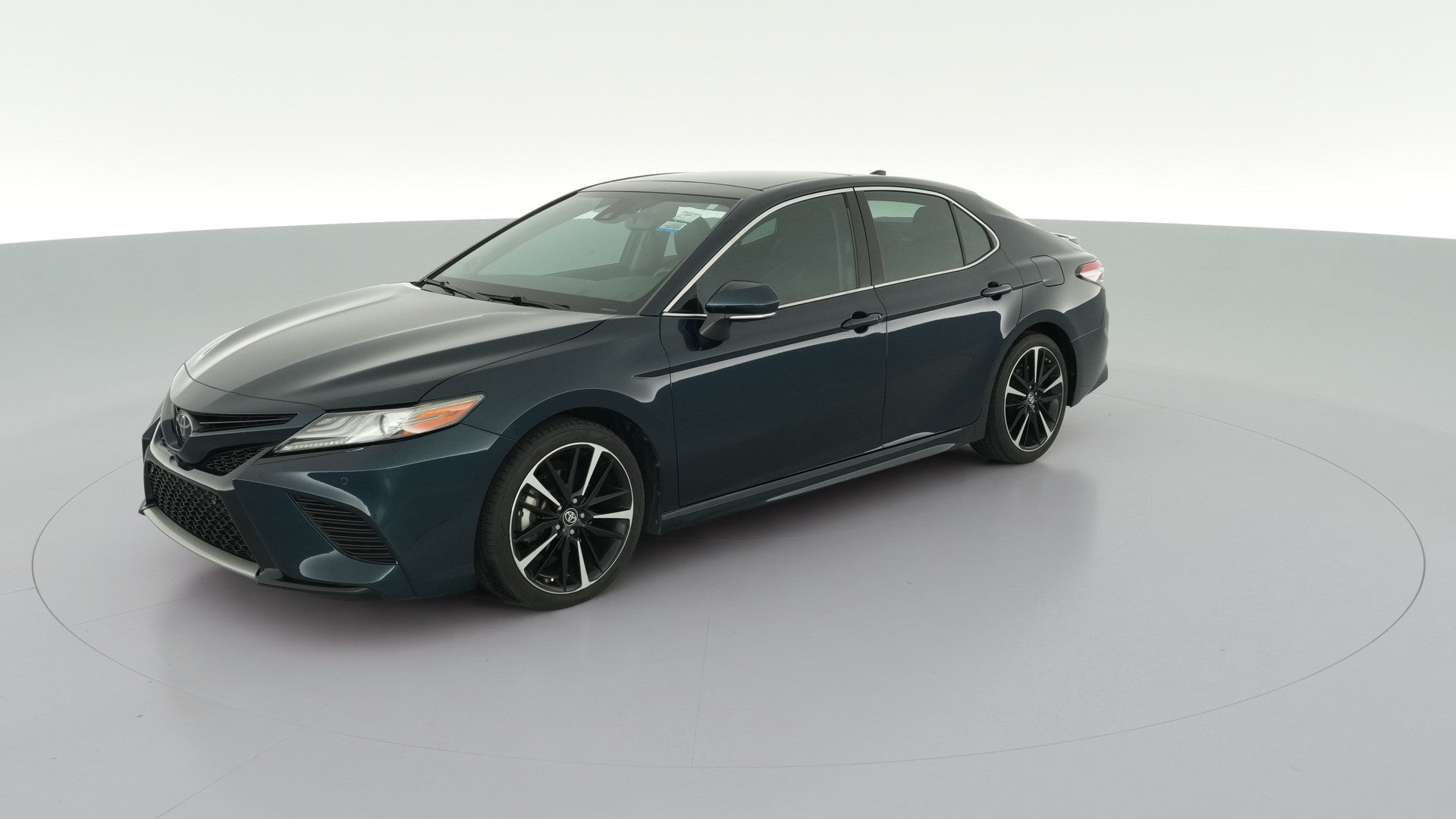 2019 Toyota Camry vehicle photo