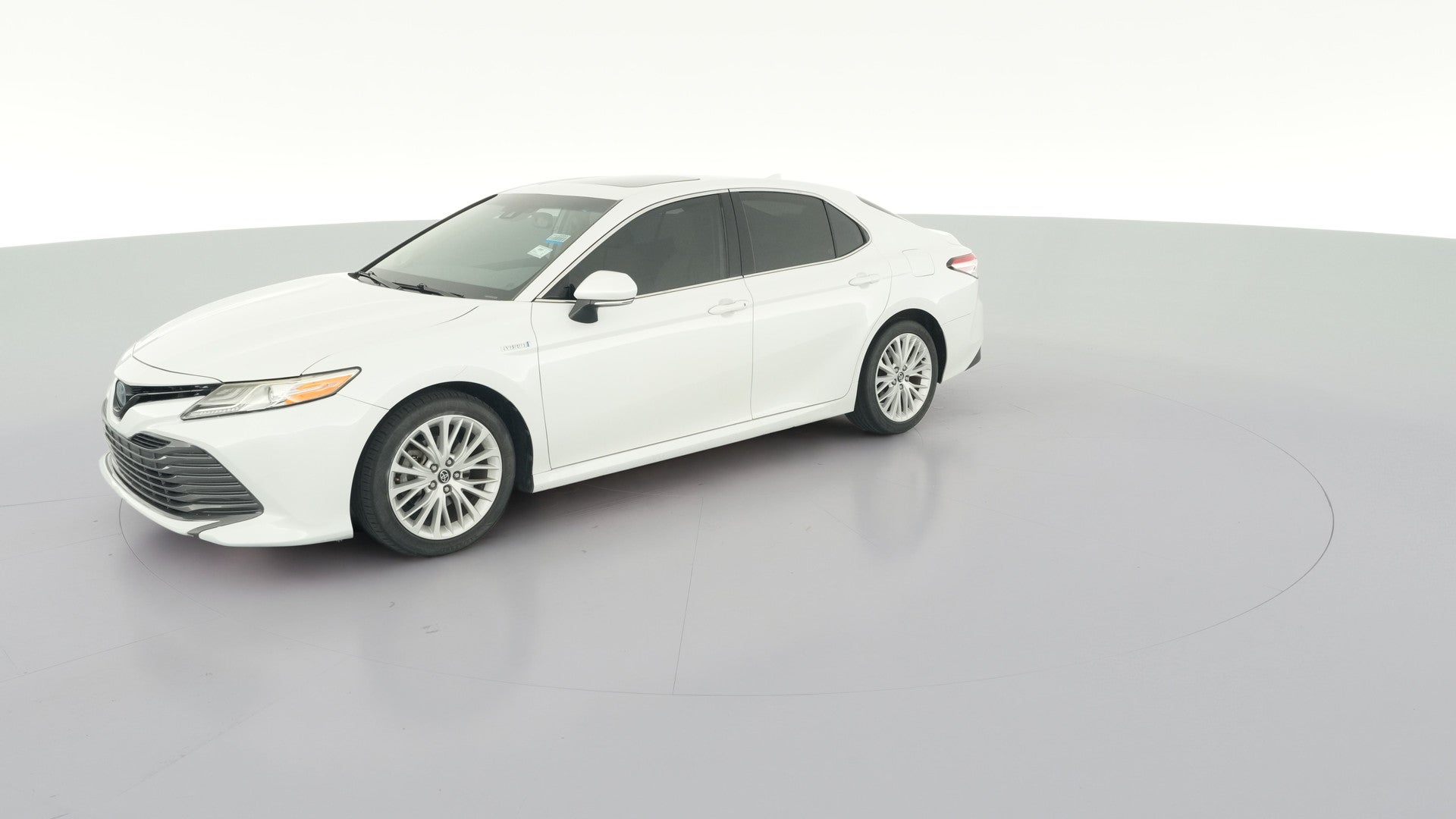 2020 Toyota Camry Hybrid vehicle photo