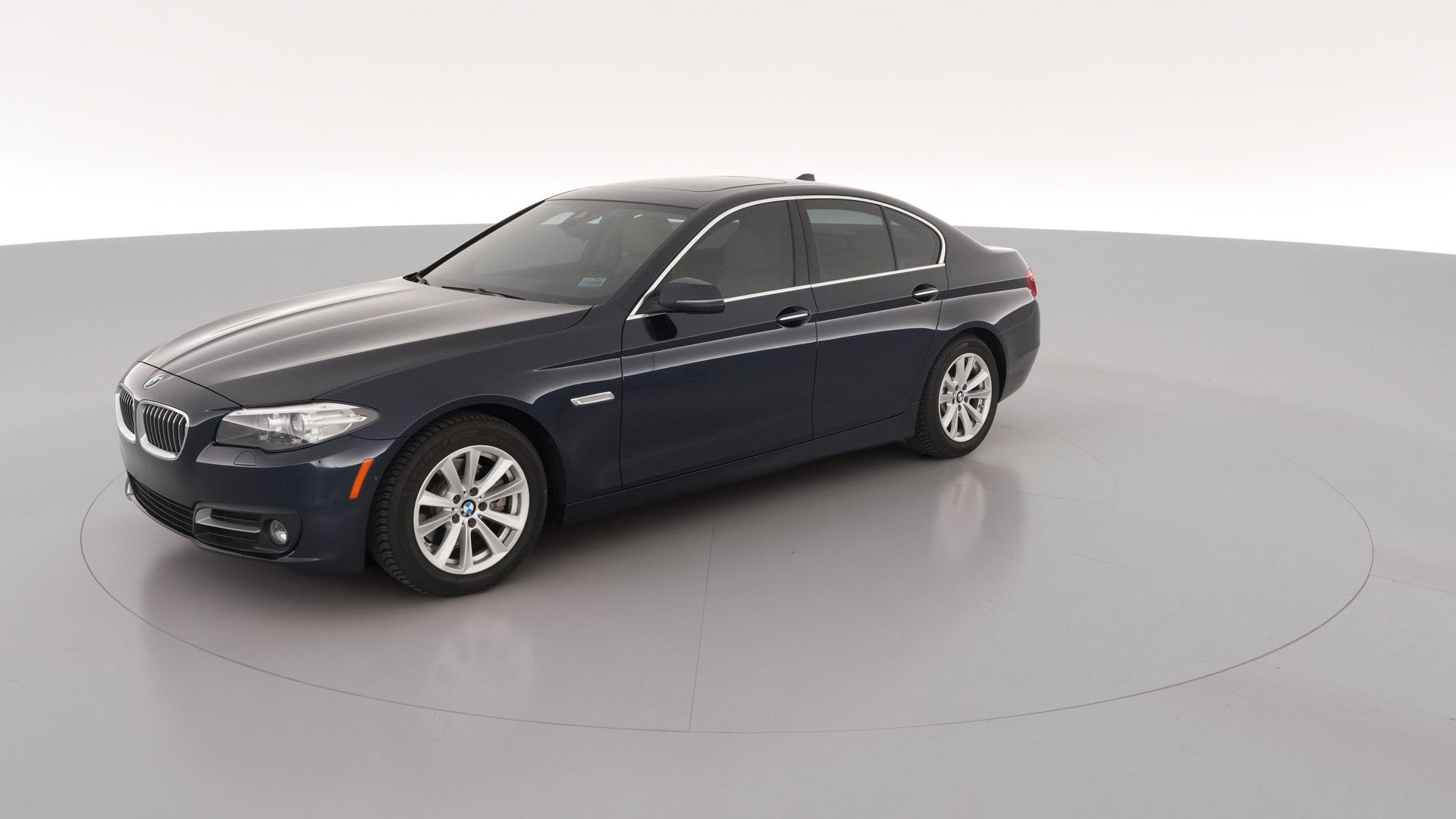 2016 BMW 5 Series vehicle photo