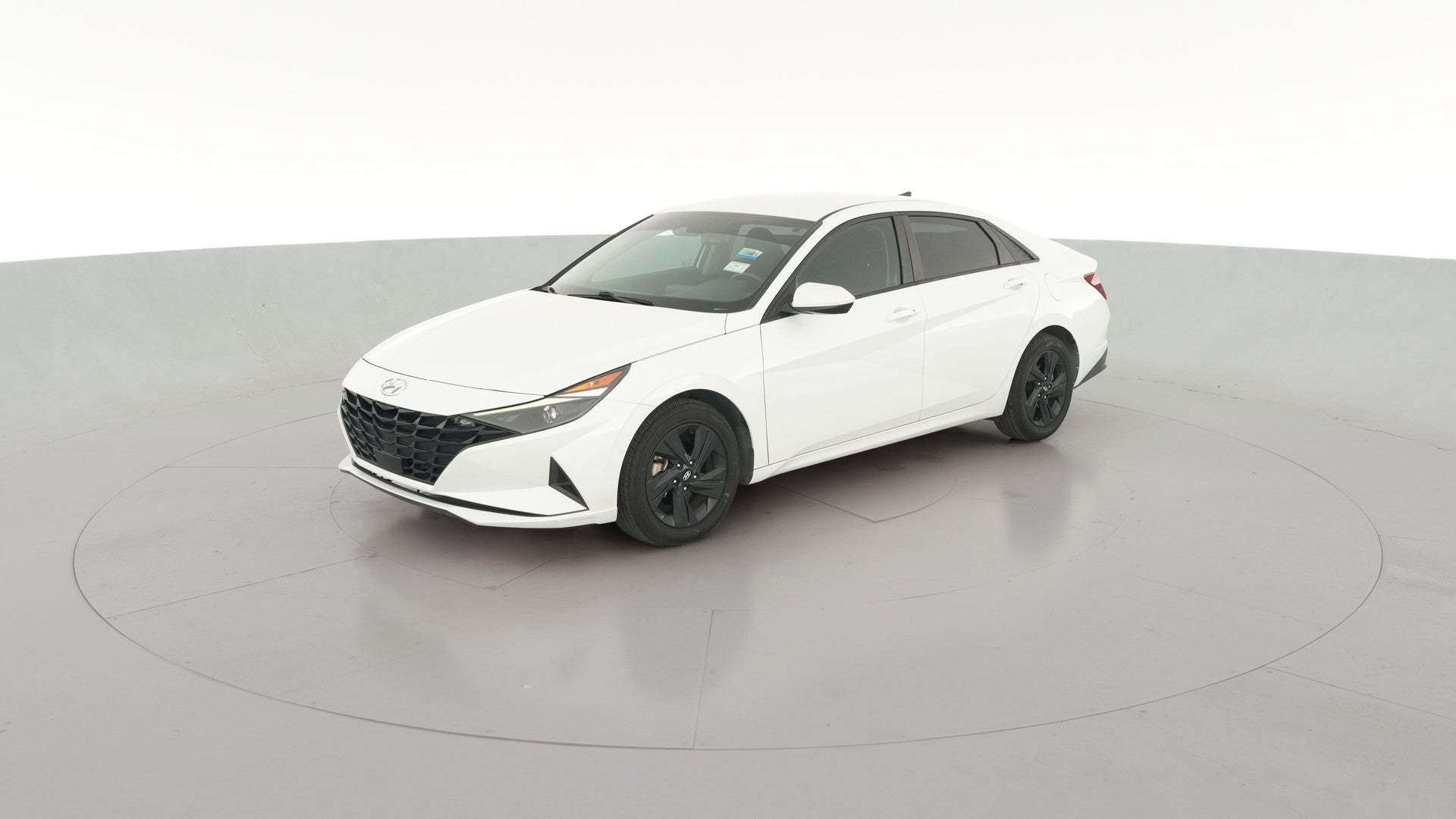 2021 Hyundai Elantra vehicle photo