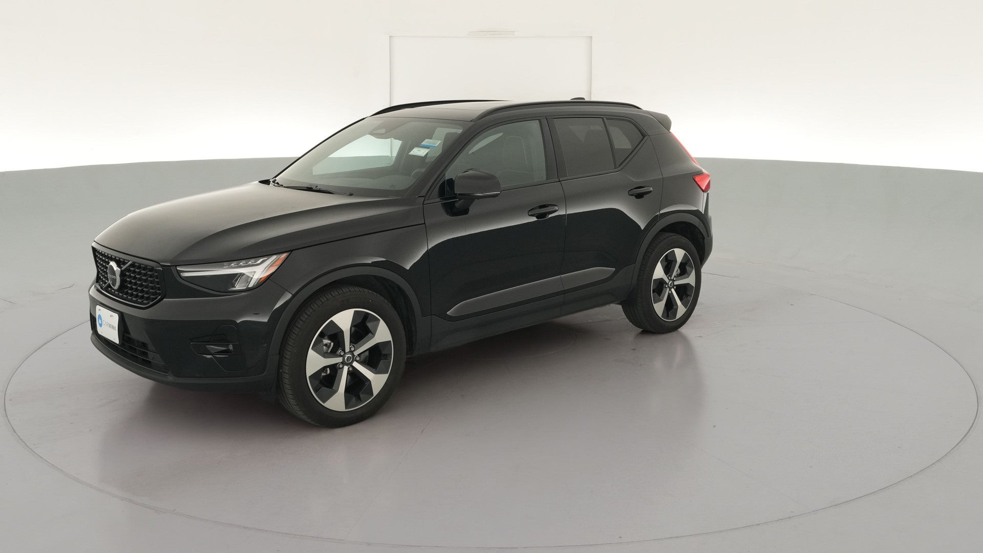 2025 Volvo XC40 vehicle photo