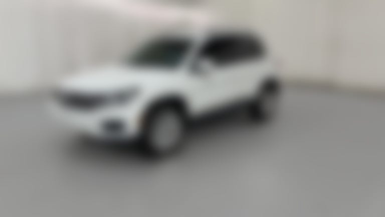 2017 Volkswagen Tiguan Limited vehicle photo