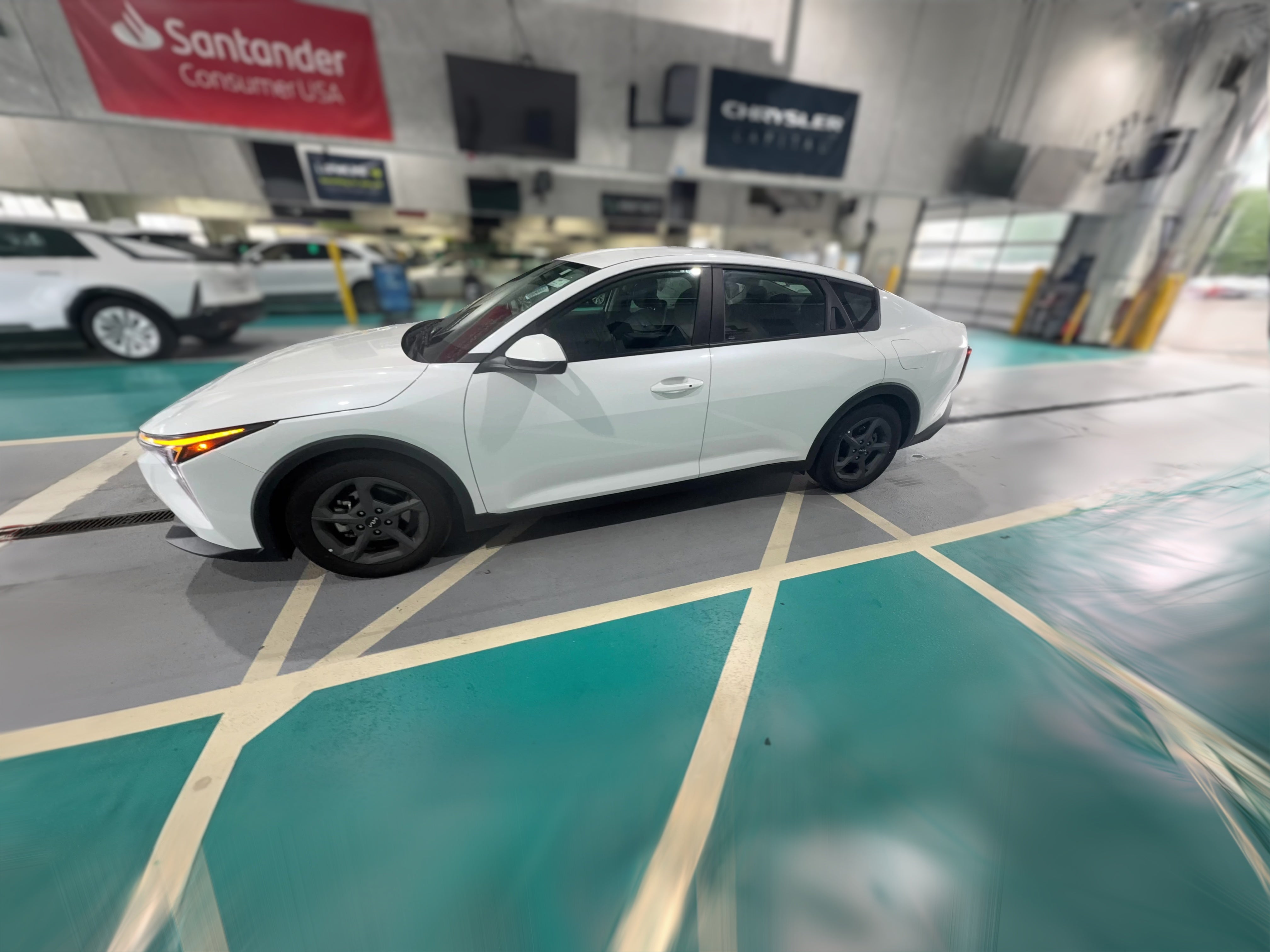 2025 Kia K4 LXS - Photo 26