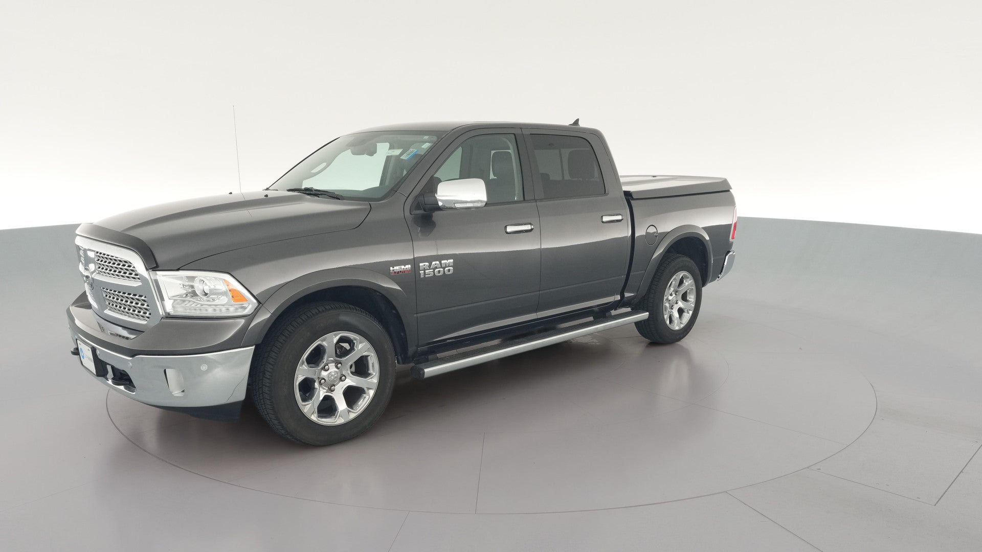 2016 Ram 1500 Crew Cab vehicle photo