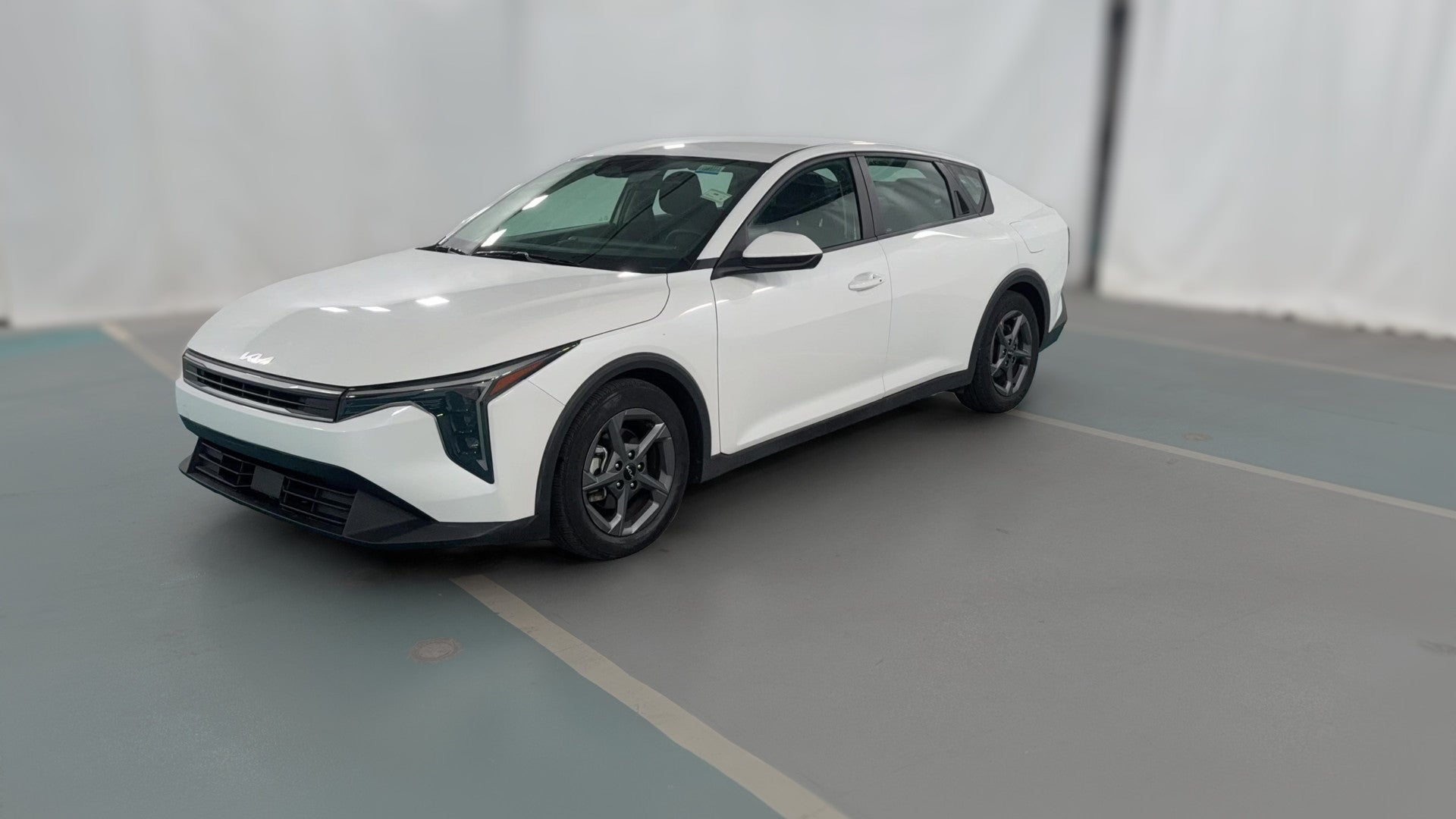 2025 Kia K4 vehicle photo