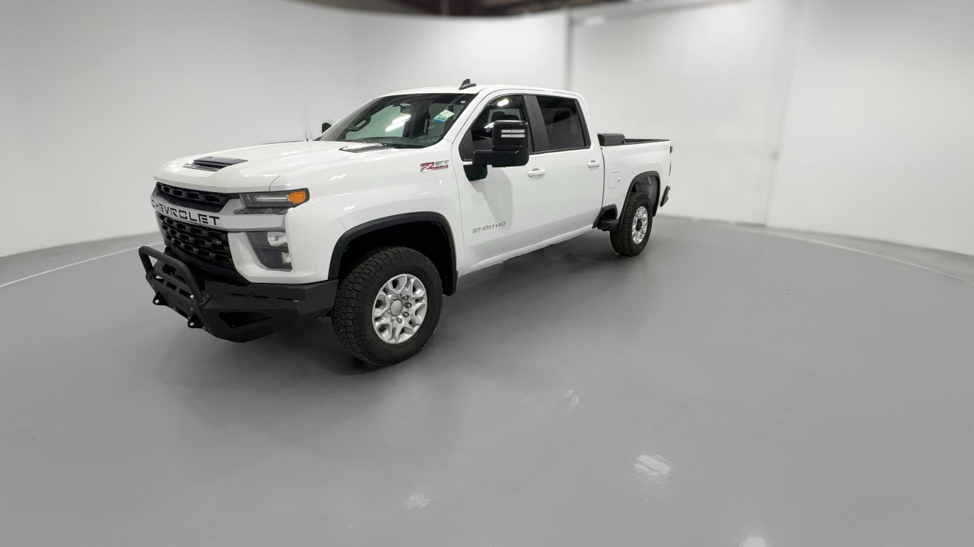 2021 Chevrolet Silverado 2500 HD Crew Cab vehicle photo