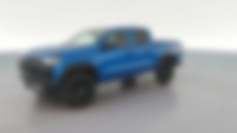 2024 Chevrolet Colorado Crew Cab vehicle photo