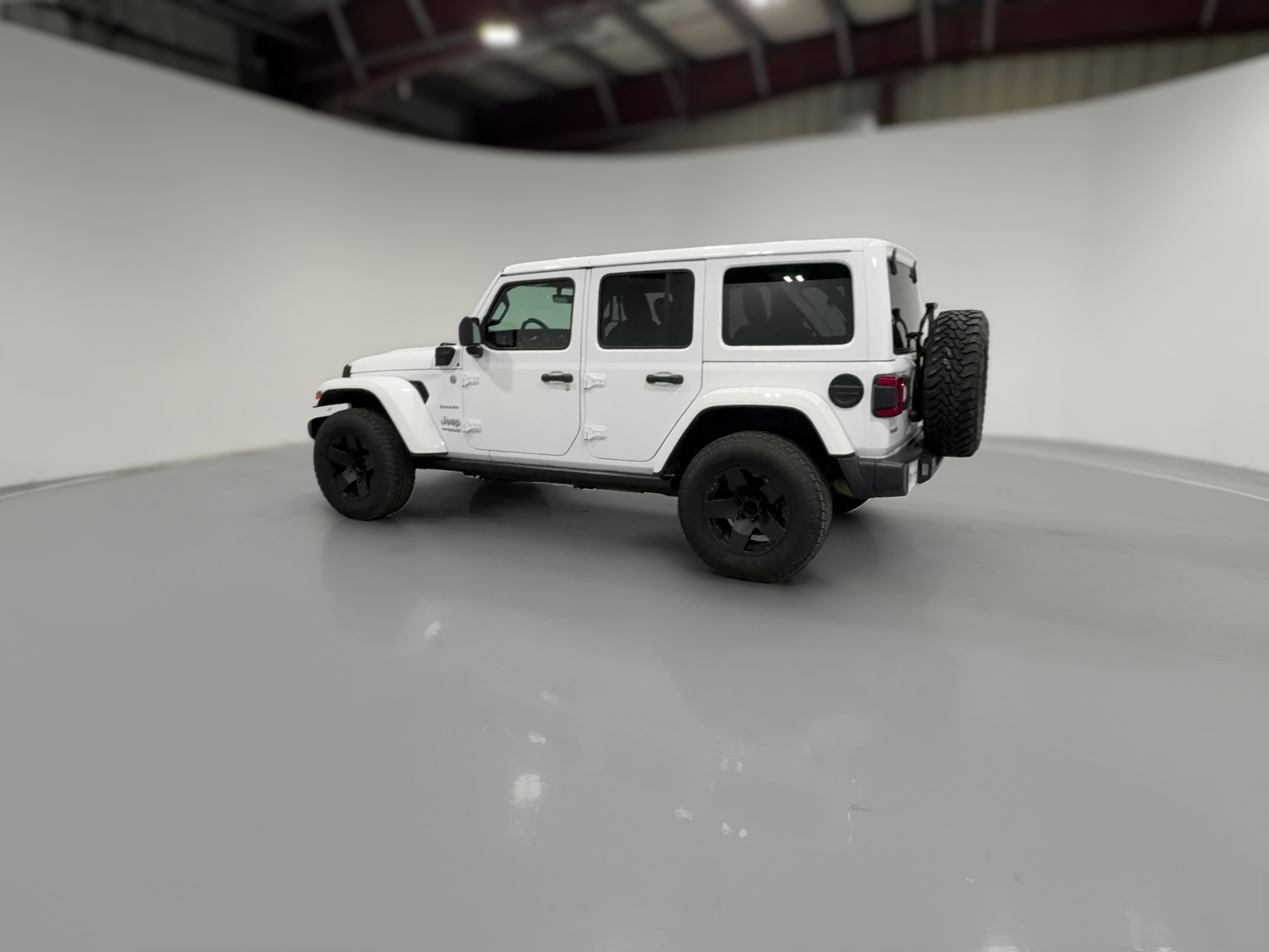 2022 Jeep Wrangler Unlimited Sahara 4XE - Photo 32