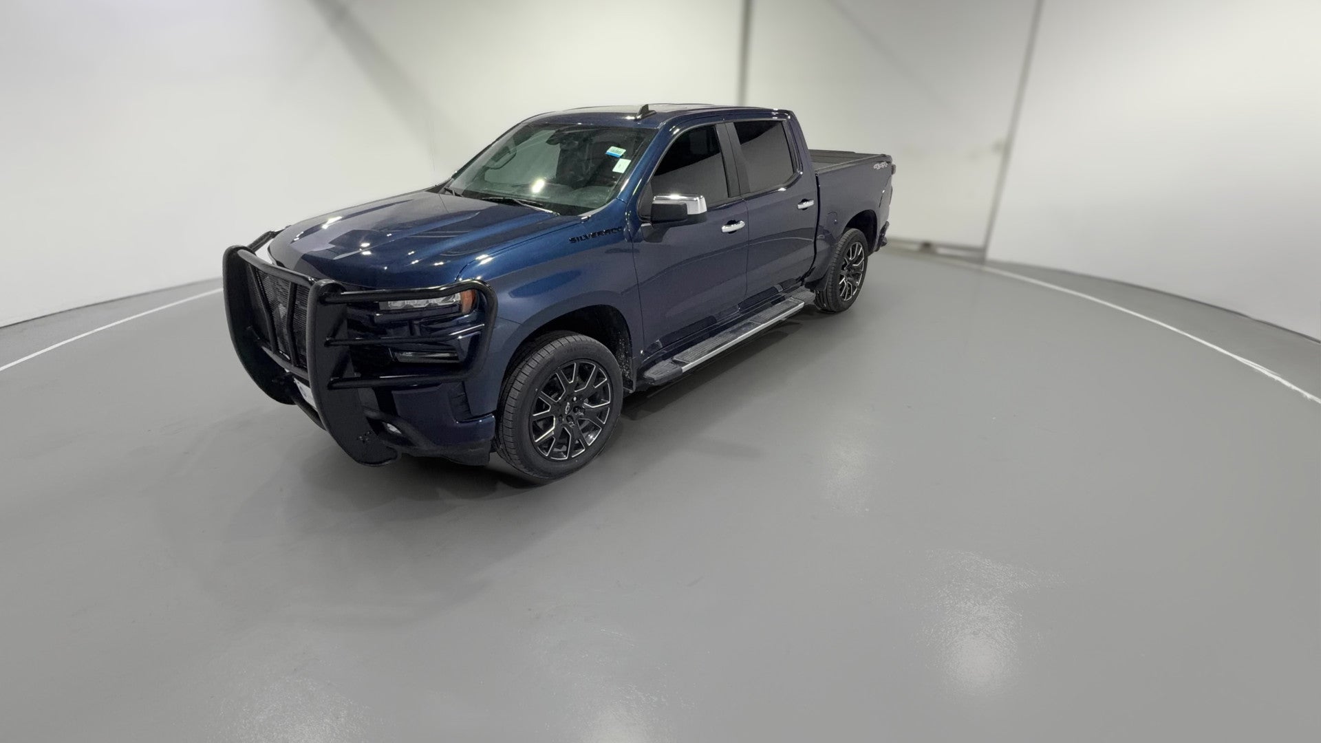 2022 Chevrolet Silverado 1500 Limited Crew Cab vehicle photo
