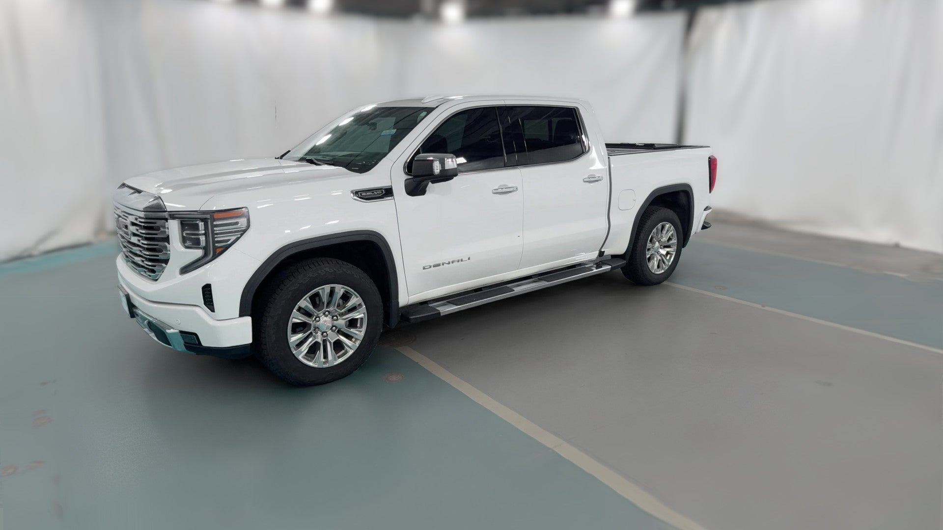 2022 GMC Sierra 1500 Crew Cab vehicle photo