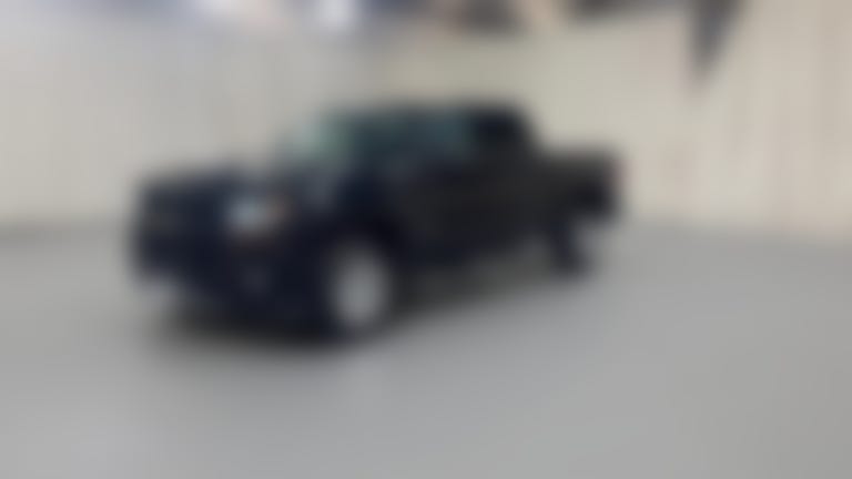 2018 Chevrolet Silverado 1500 Crew Cab vehicle photo