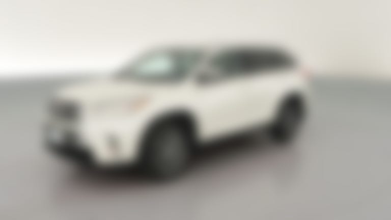 2019 Toyota Highlander vehicle photo