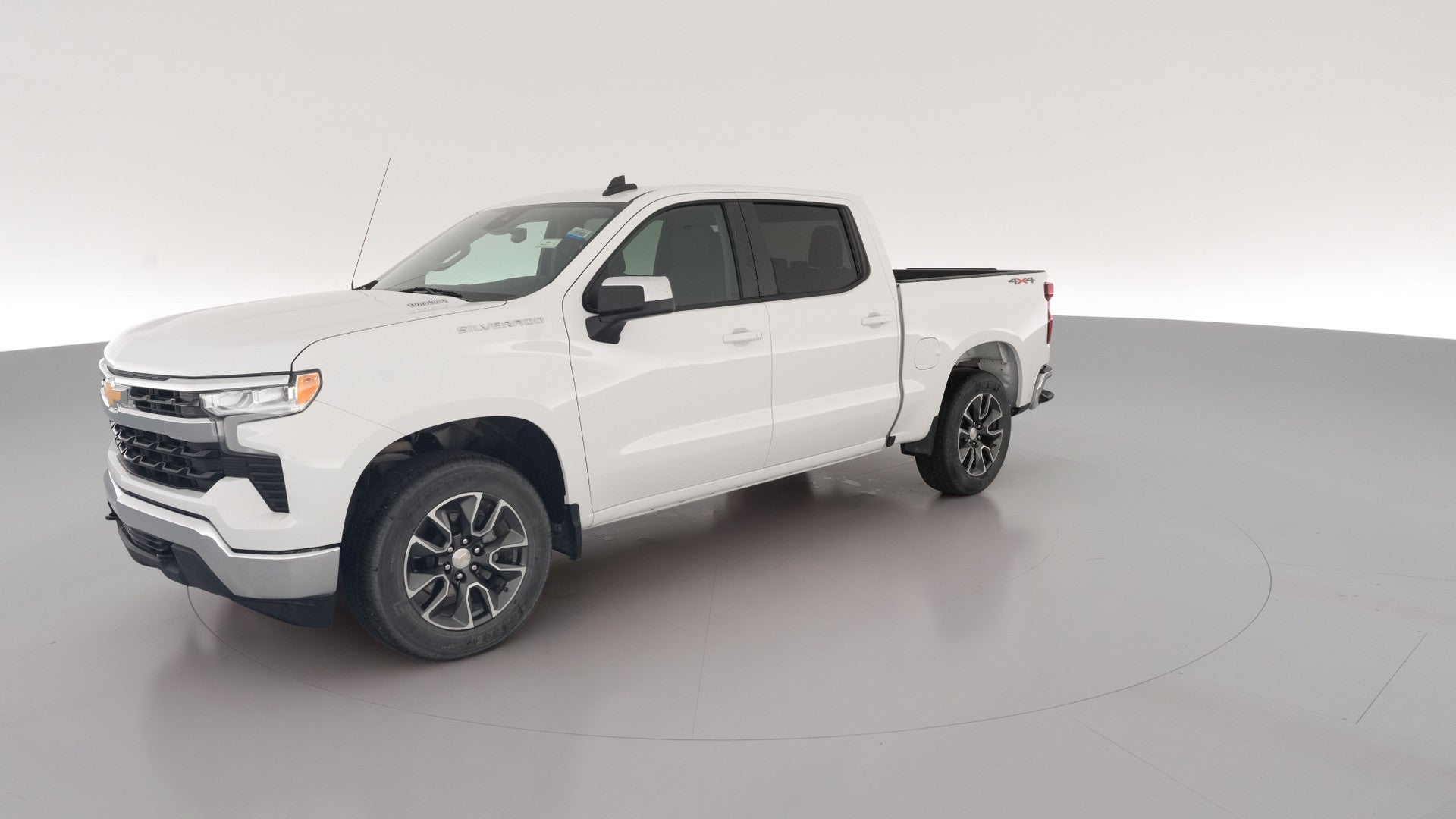 2024 Chevrolet Silverado 1500 Crew Cab vehicle photo