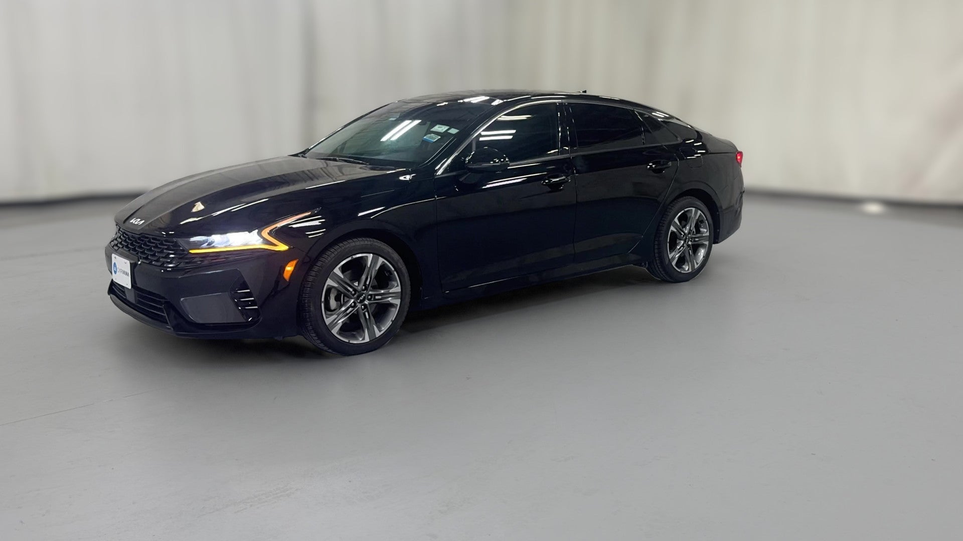 2024 Kia K5 vehicle photo