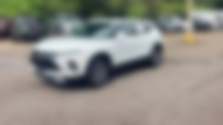 2025 Chevrolet Blazer vehicle photo