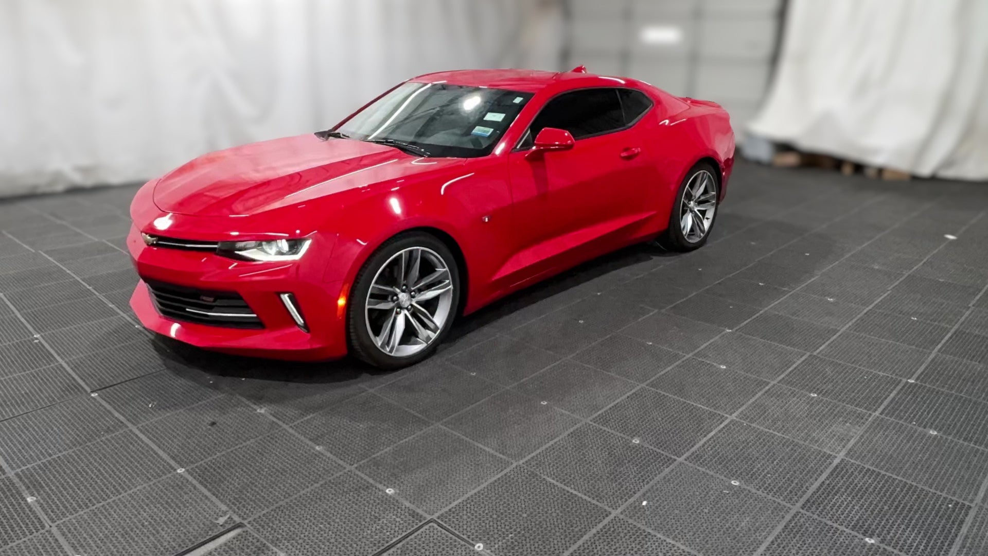2017 Chevrolet Camaro vehicle photo