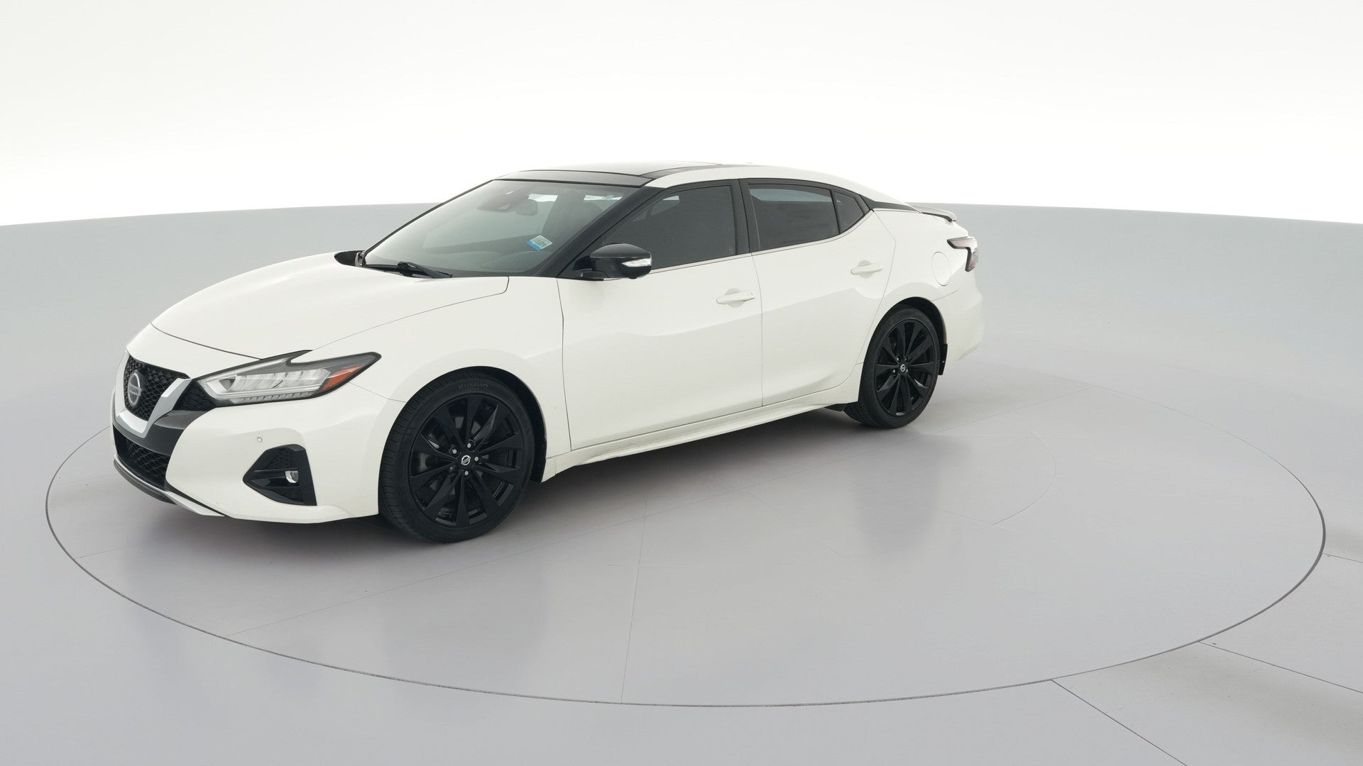 2019 Nissan Maxima vehicle photo